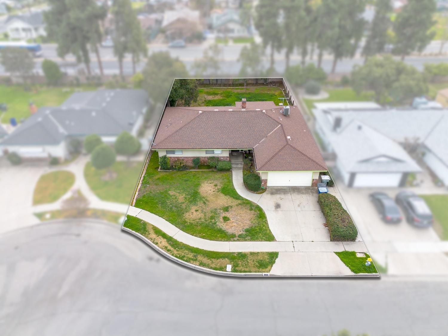 3042 E Gilbert Avenue