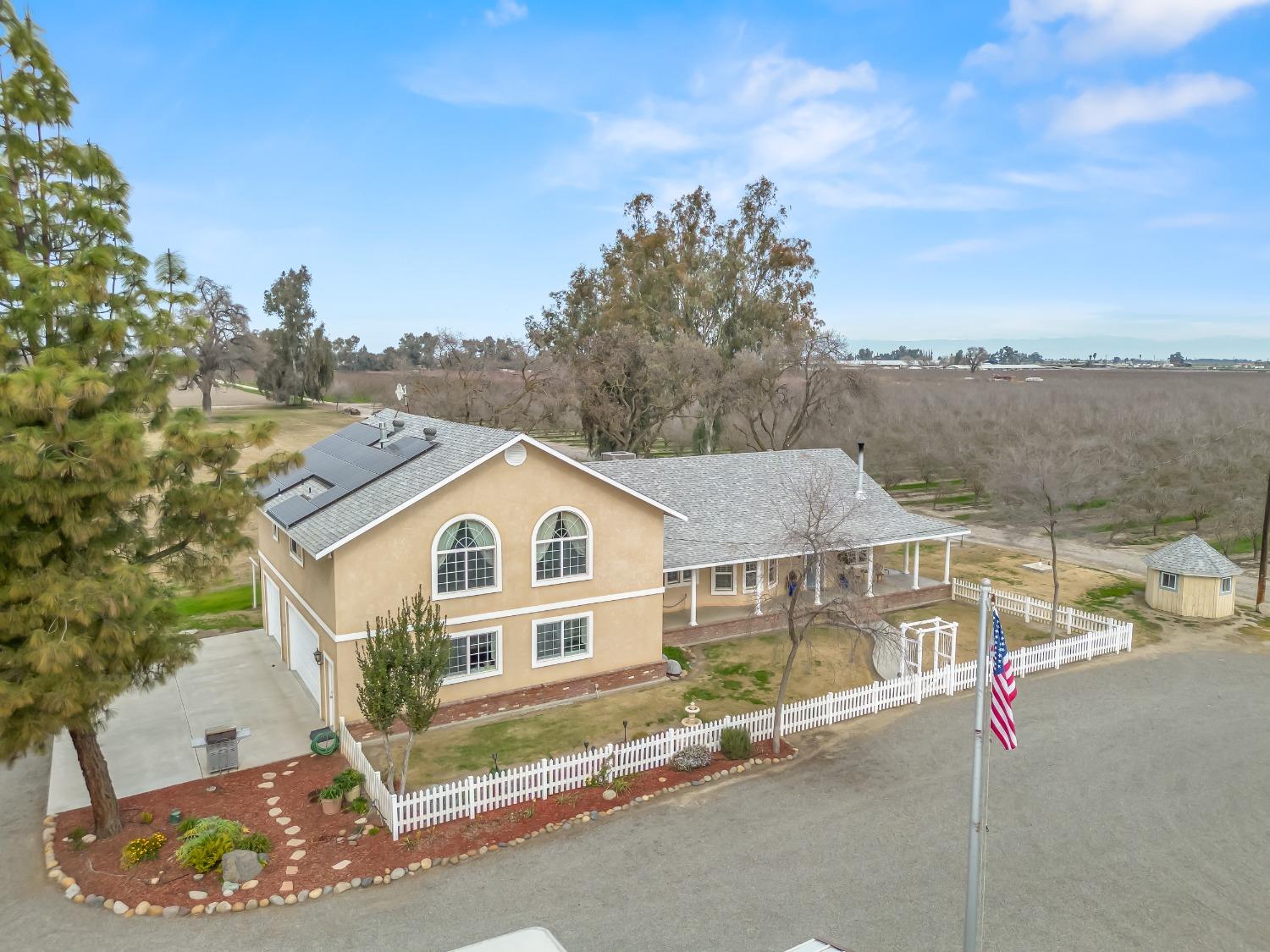 730 W Wood Avenue
