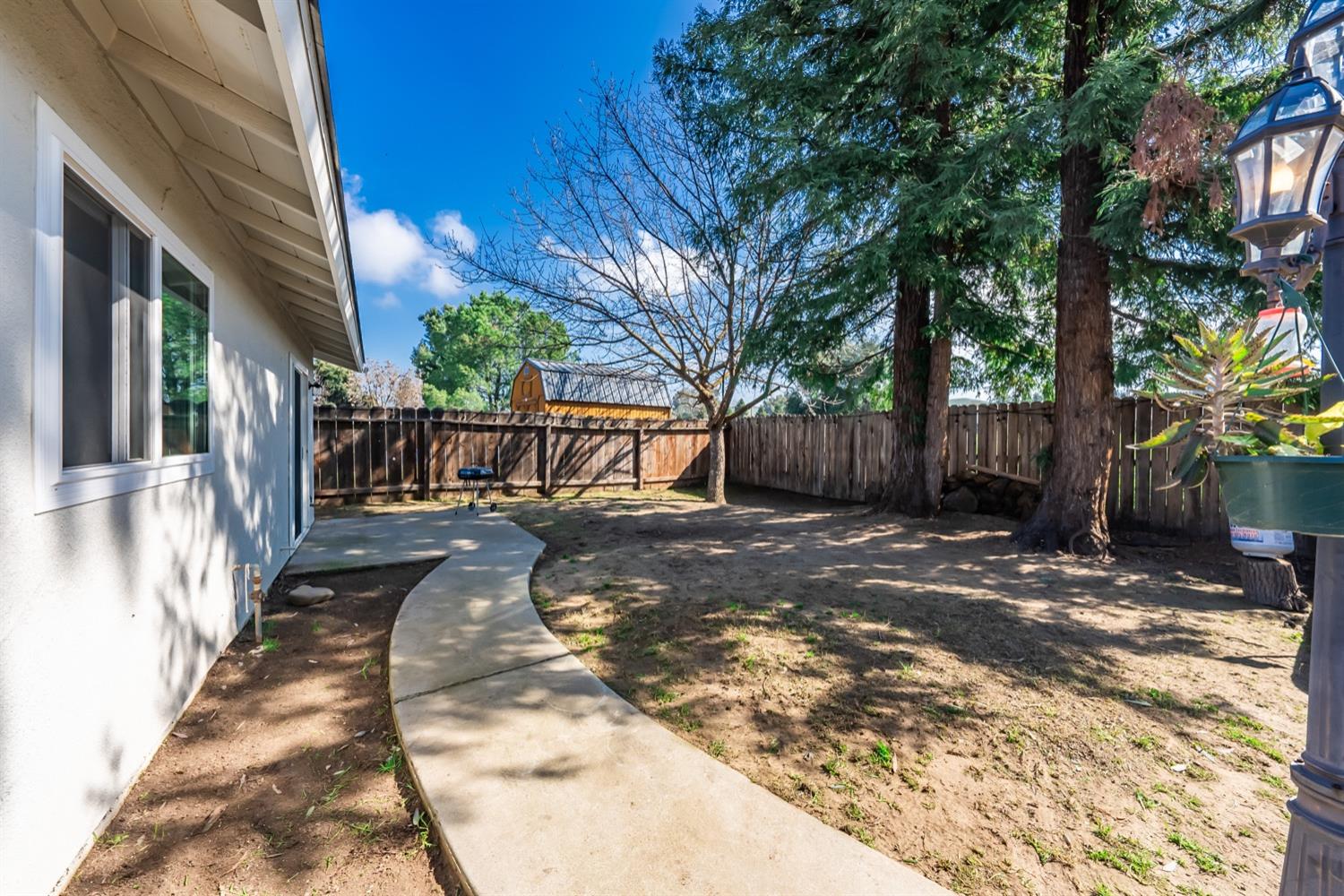 17124 N Waldby