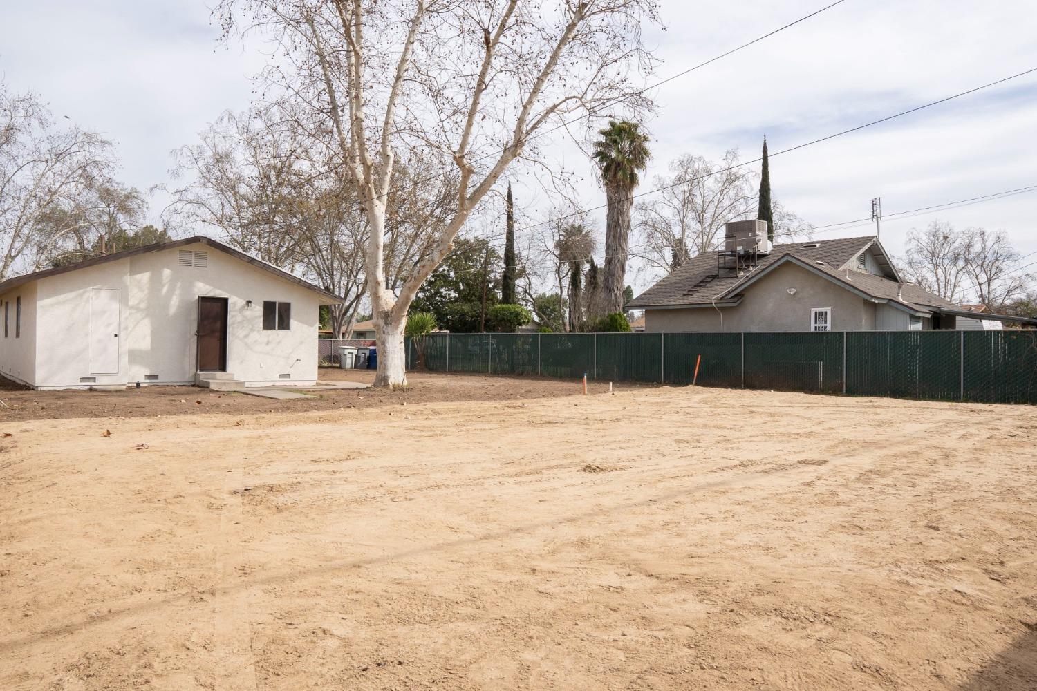 1800 S Hazelwood Boulevard