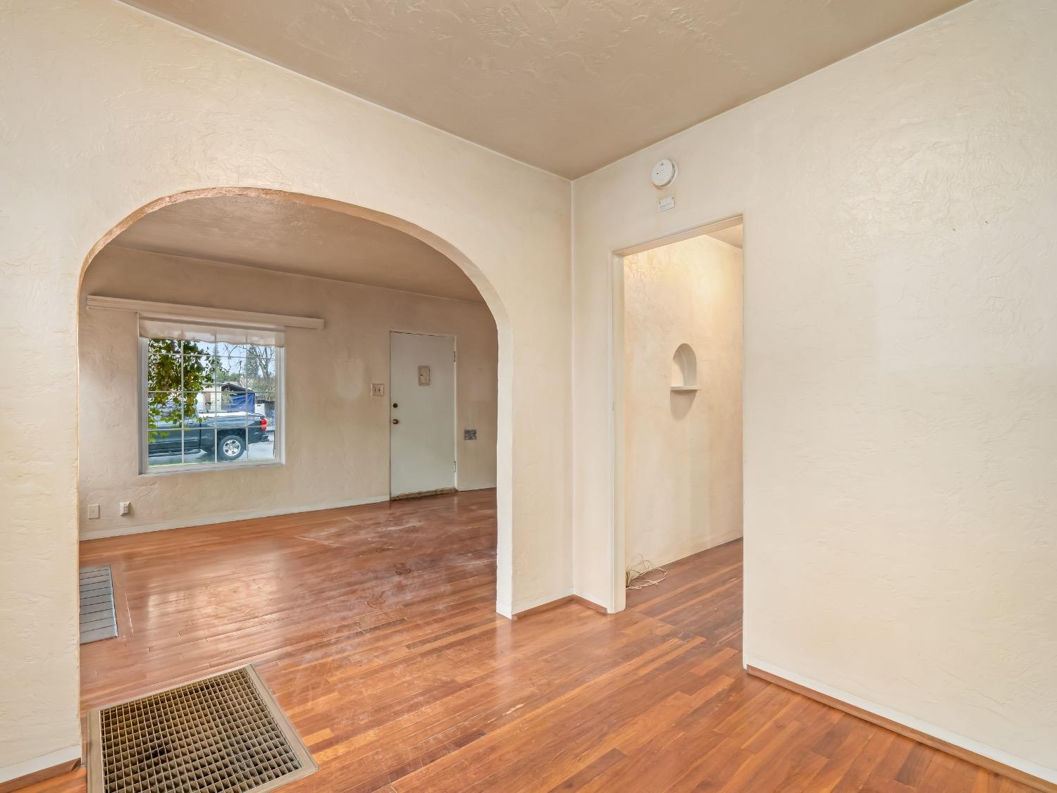 321 S K Street