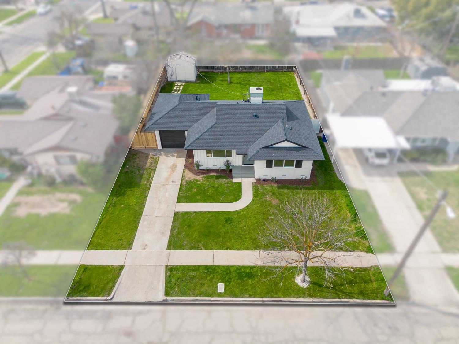 3871 N Hacienda Drive