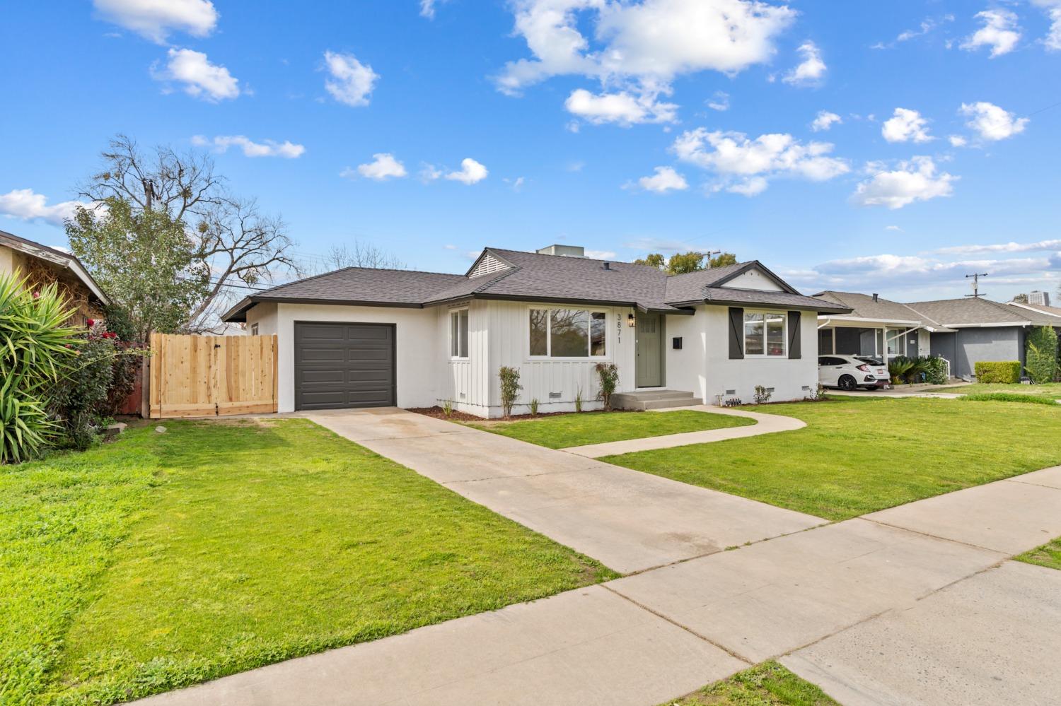 3871 N Hacienda Drive