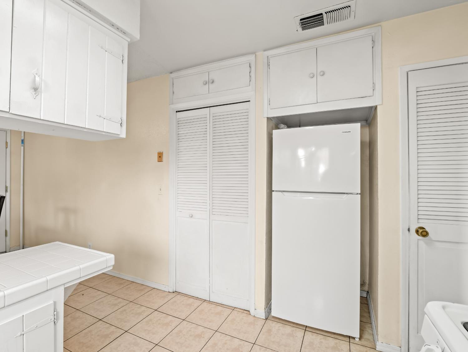 2103 N Price Avenue # 106