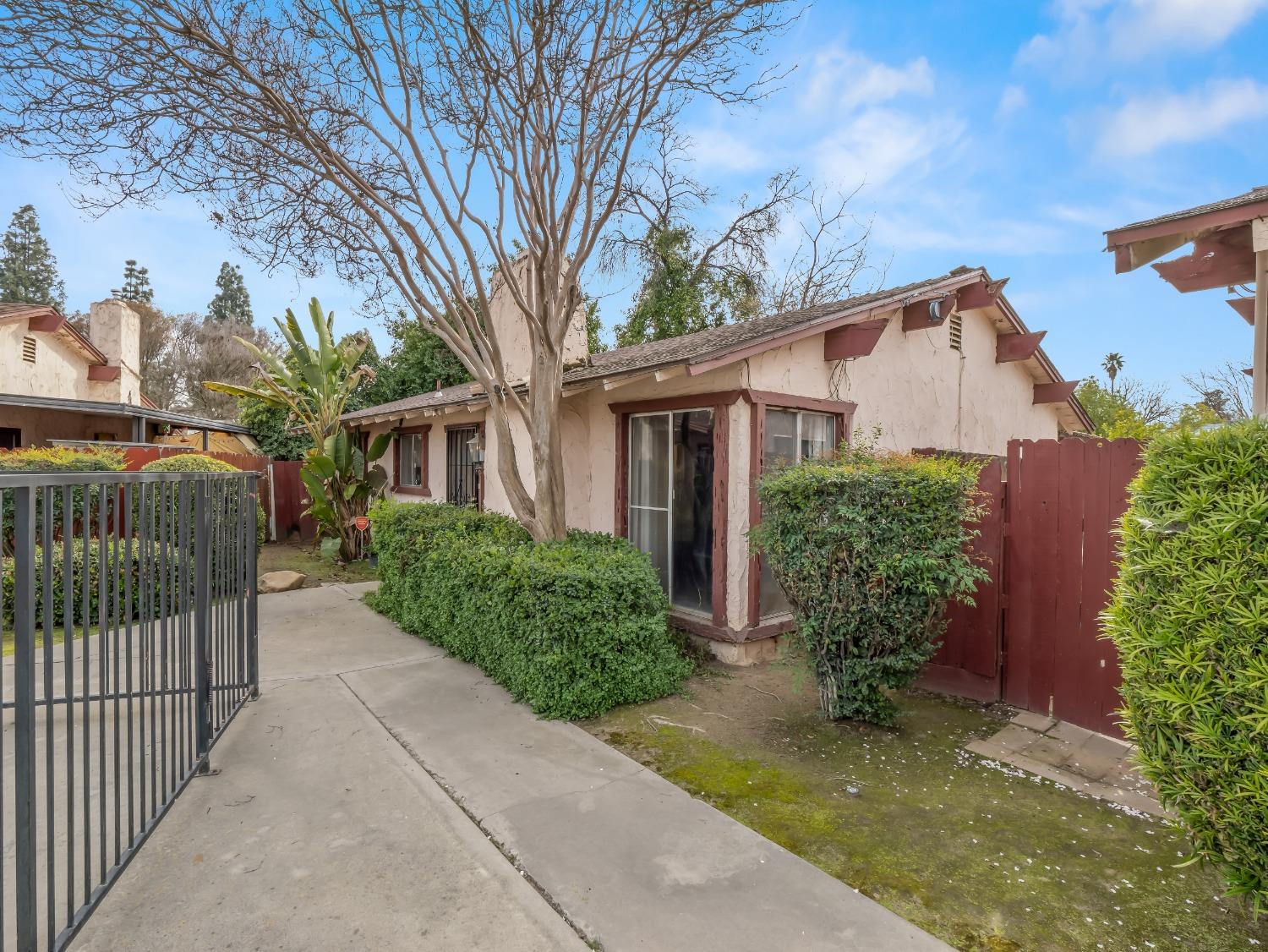 2103 N Price Avenue # 106