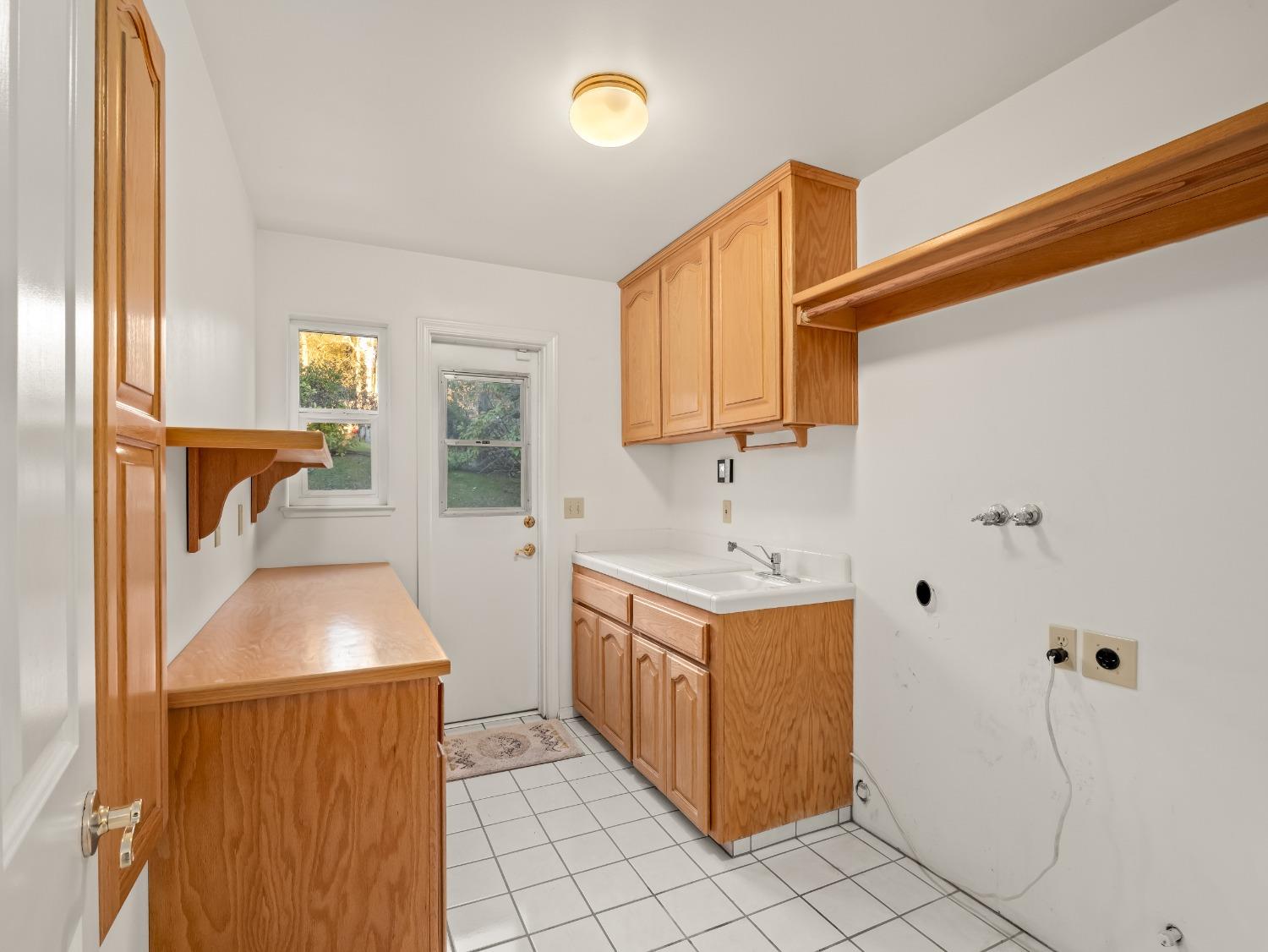45936 Spring Trail