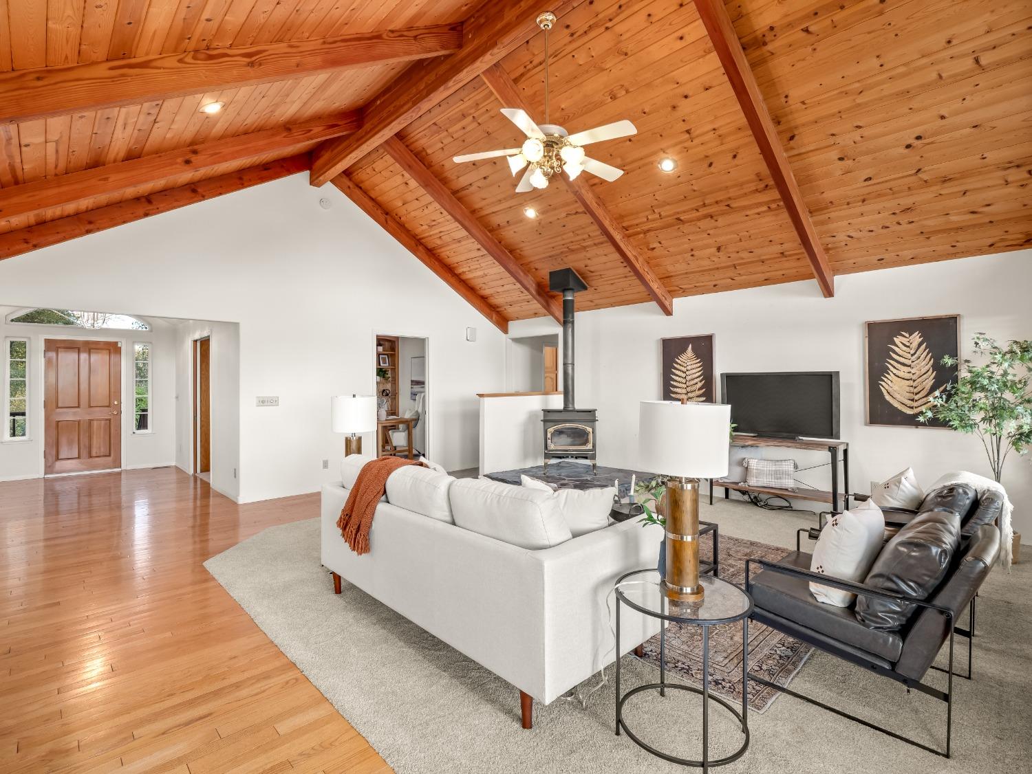 45936 Spring Trail