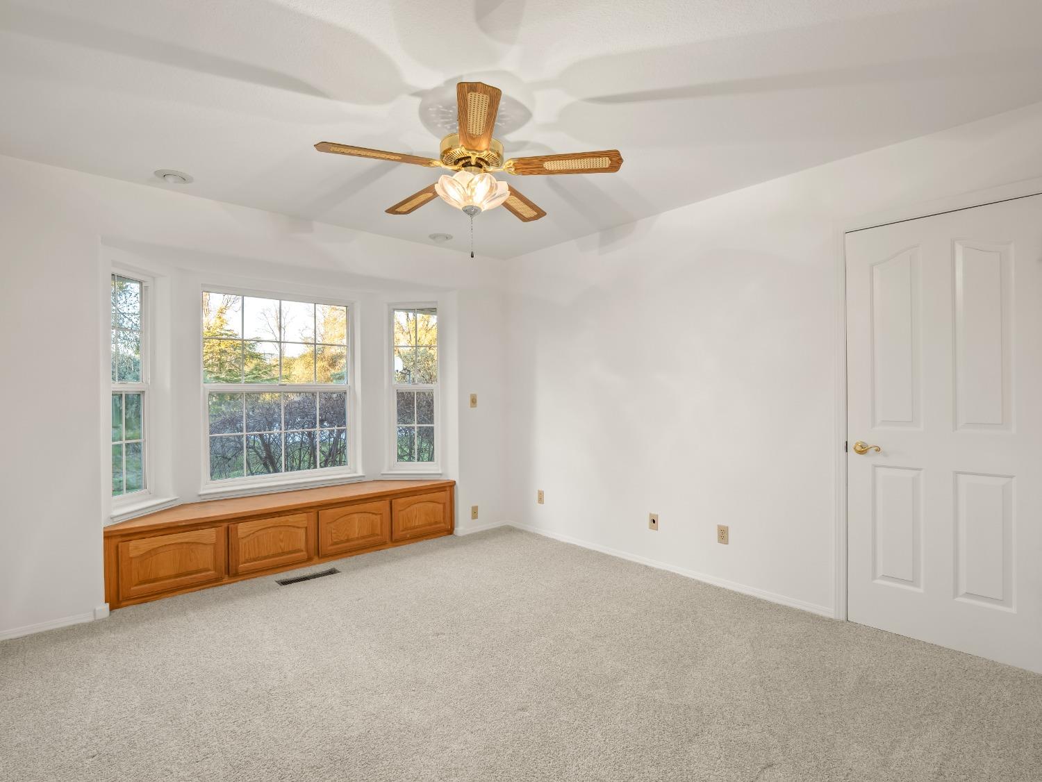 45936 Spring Trail