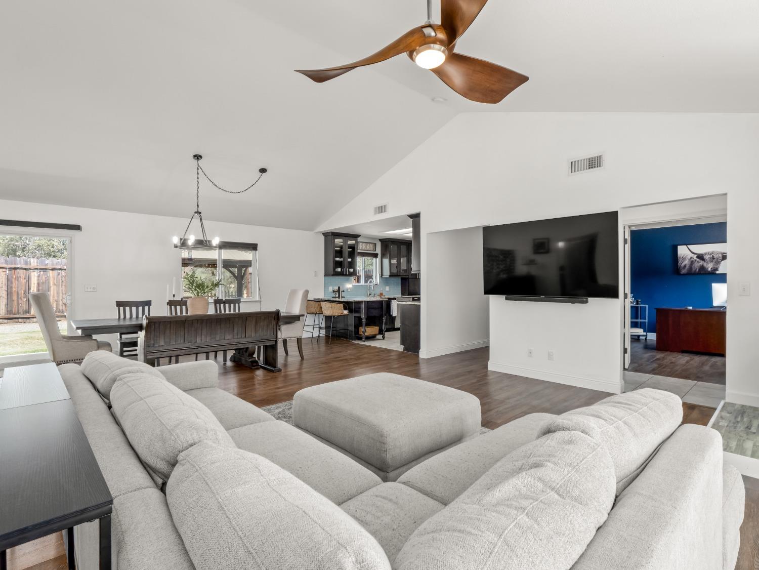 33269 River Knolls Road