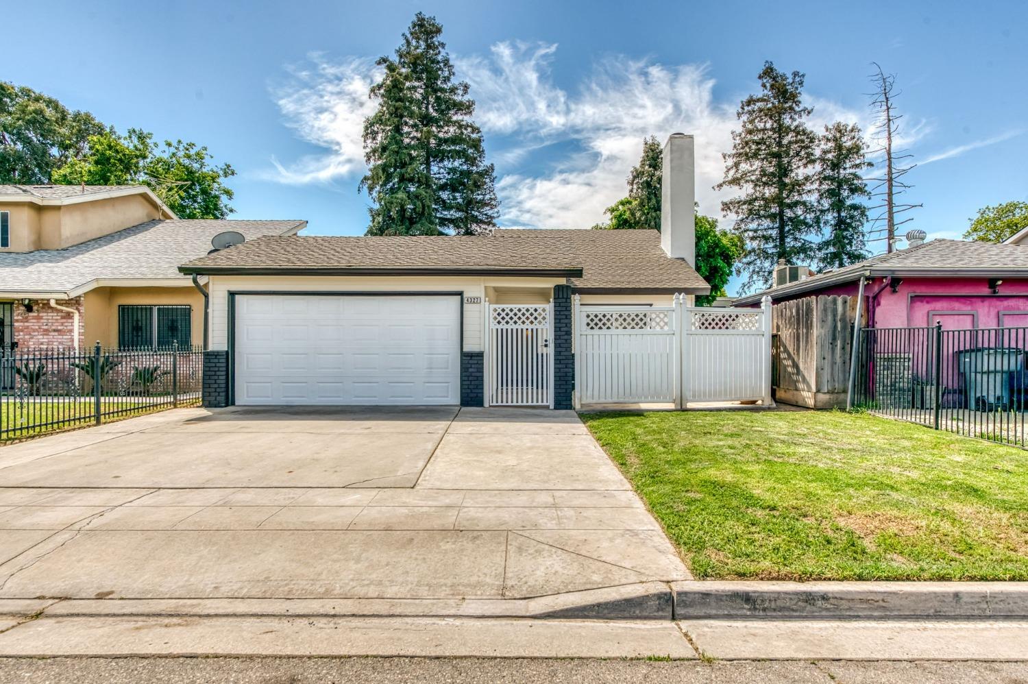 4327 W Brown Avenue