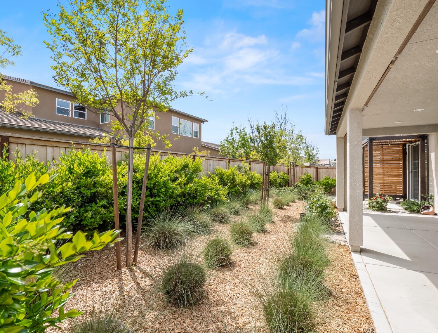 728 Arrowhead Drive