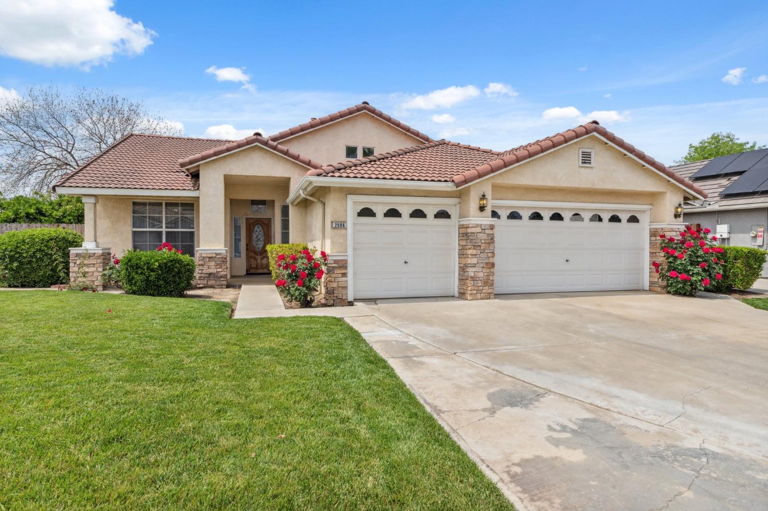 2596 Pine Castle Drive