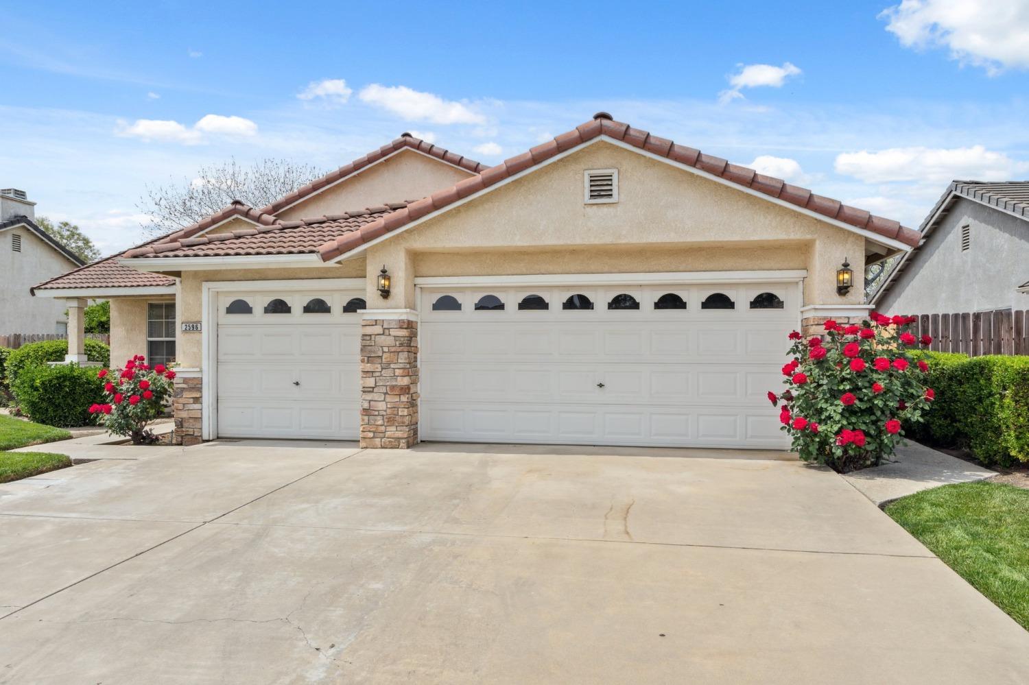 2596 Pine Castle Drive
