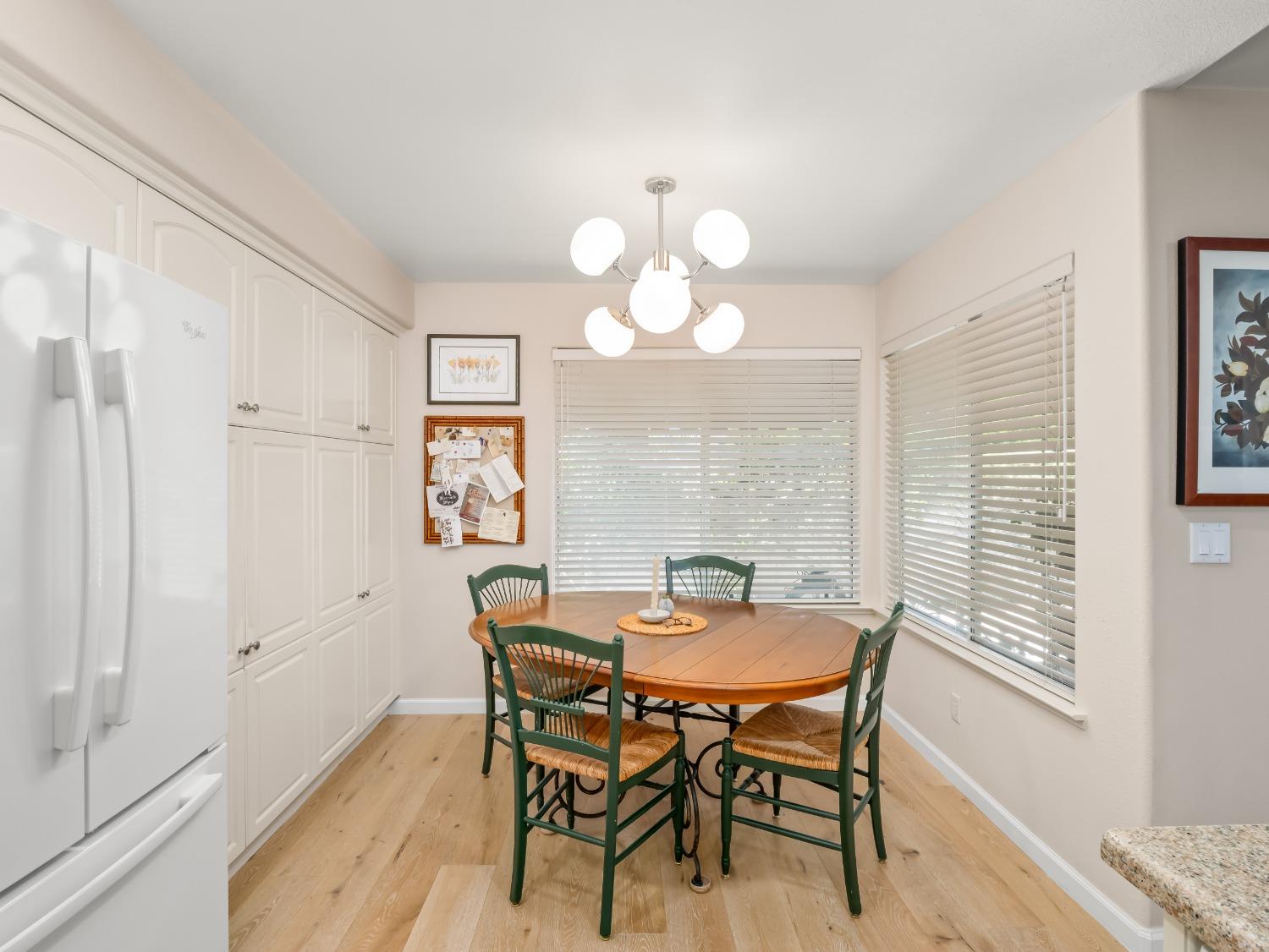 2104 W Rue St Michel
