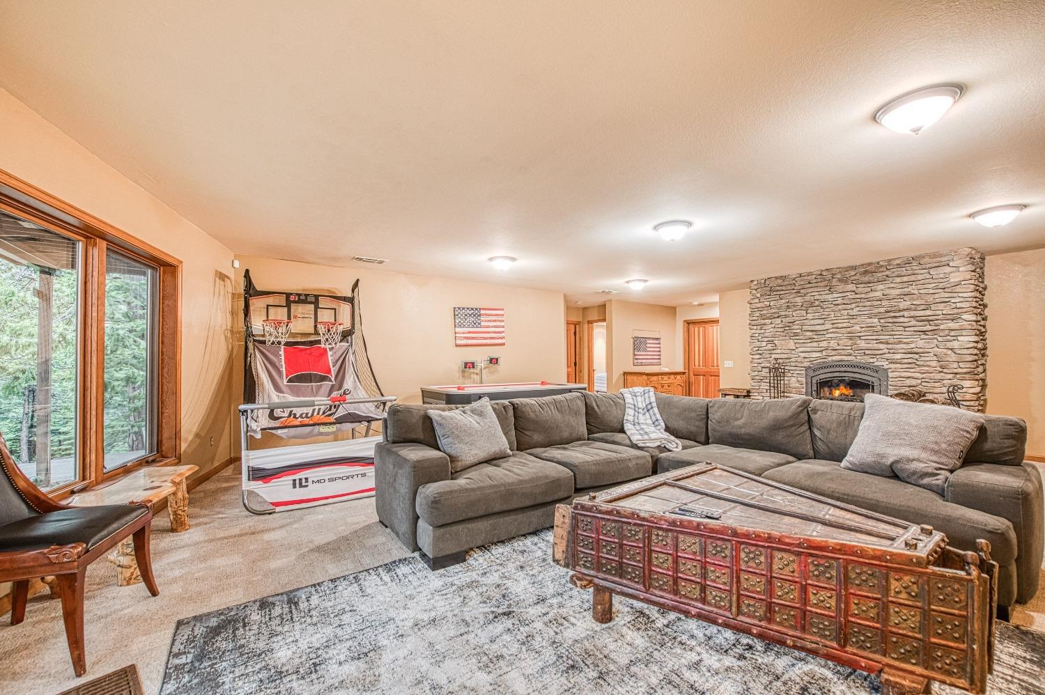 40596 Wild Iris Lane