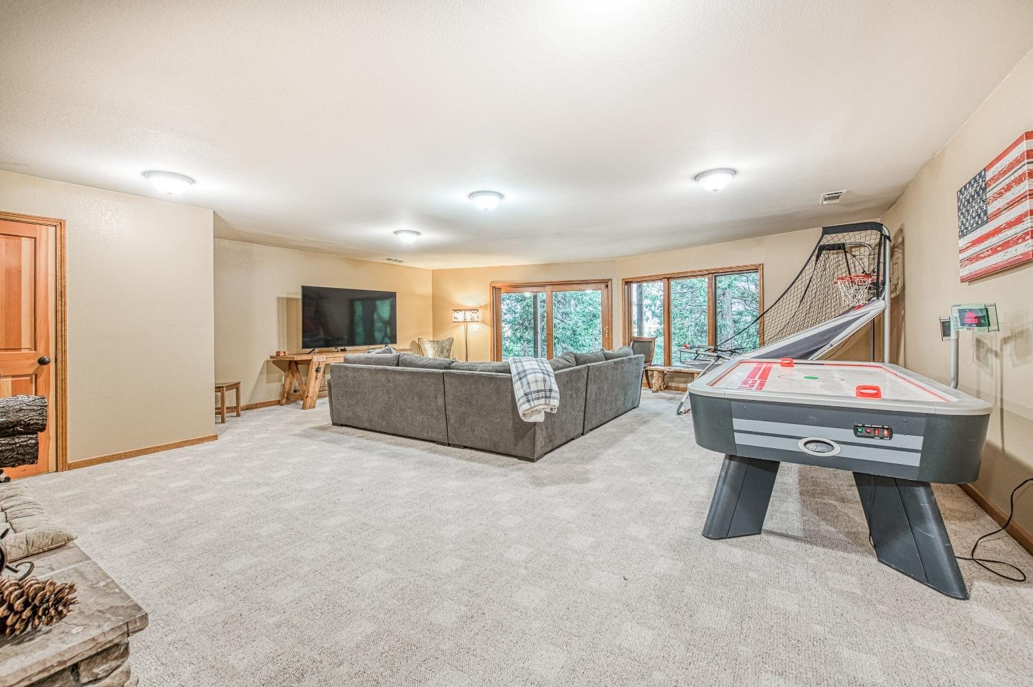 40596 Wild Iris Lane