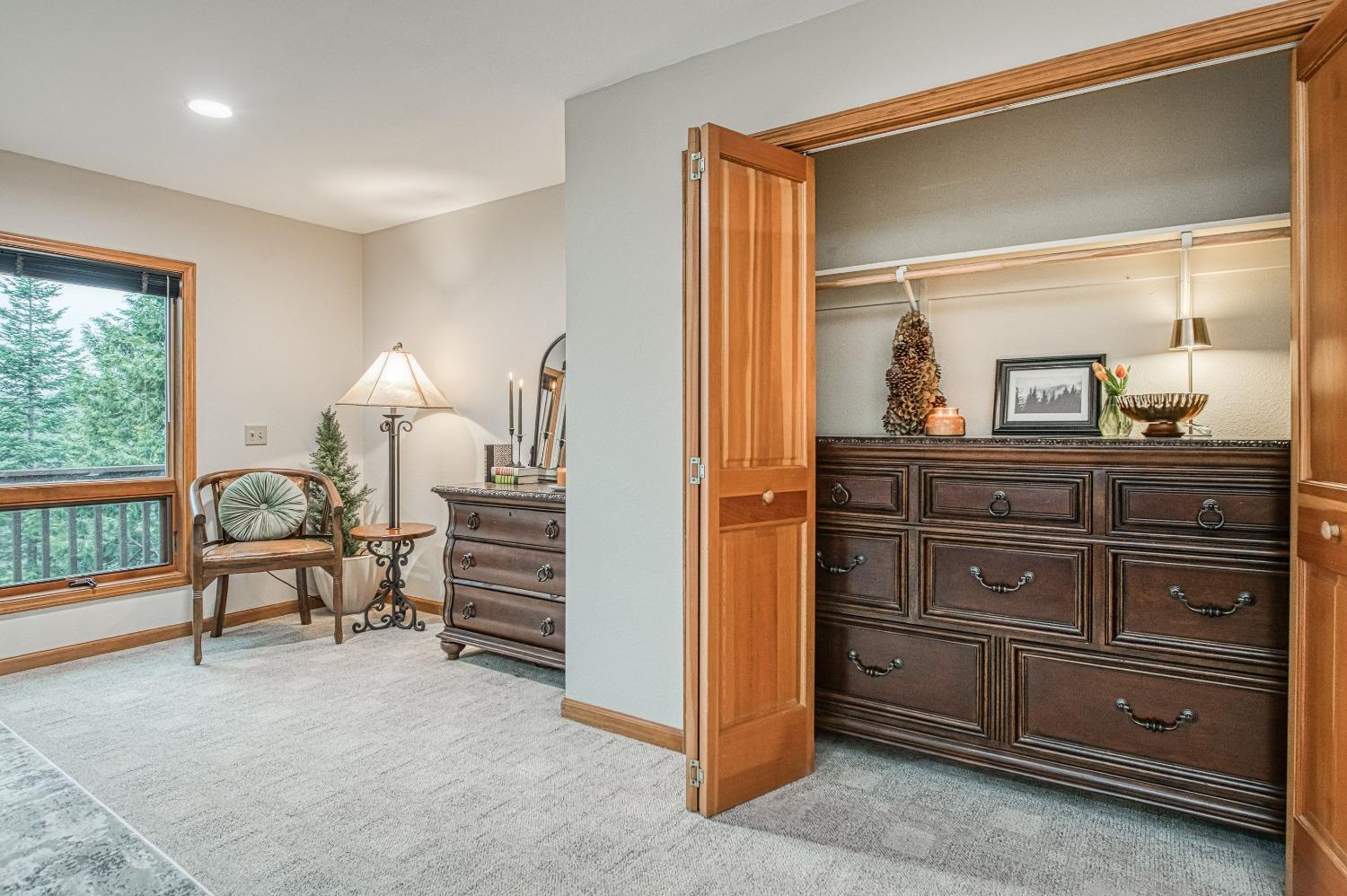 40596 Wild Iris Lane