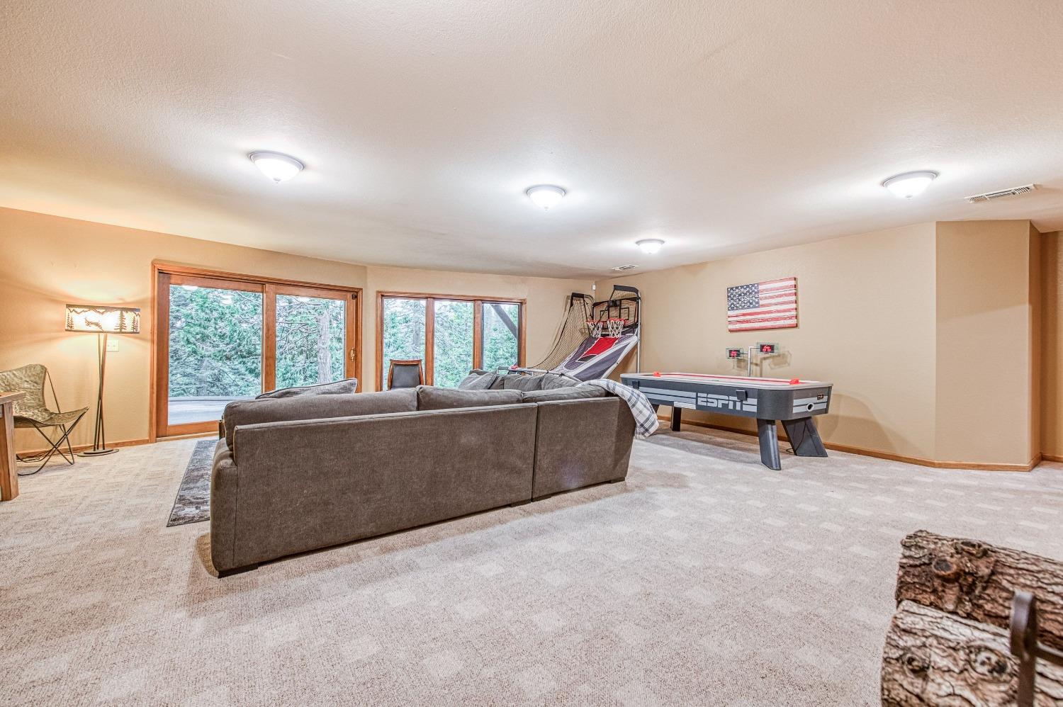 40596 Wild Iris Lane
