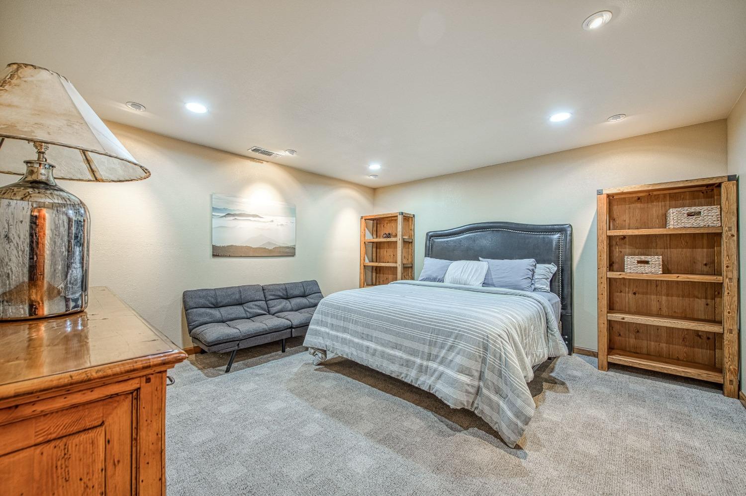 40596 Wild Iris Lane
