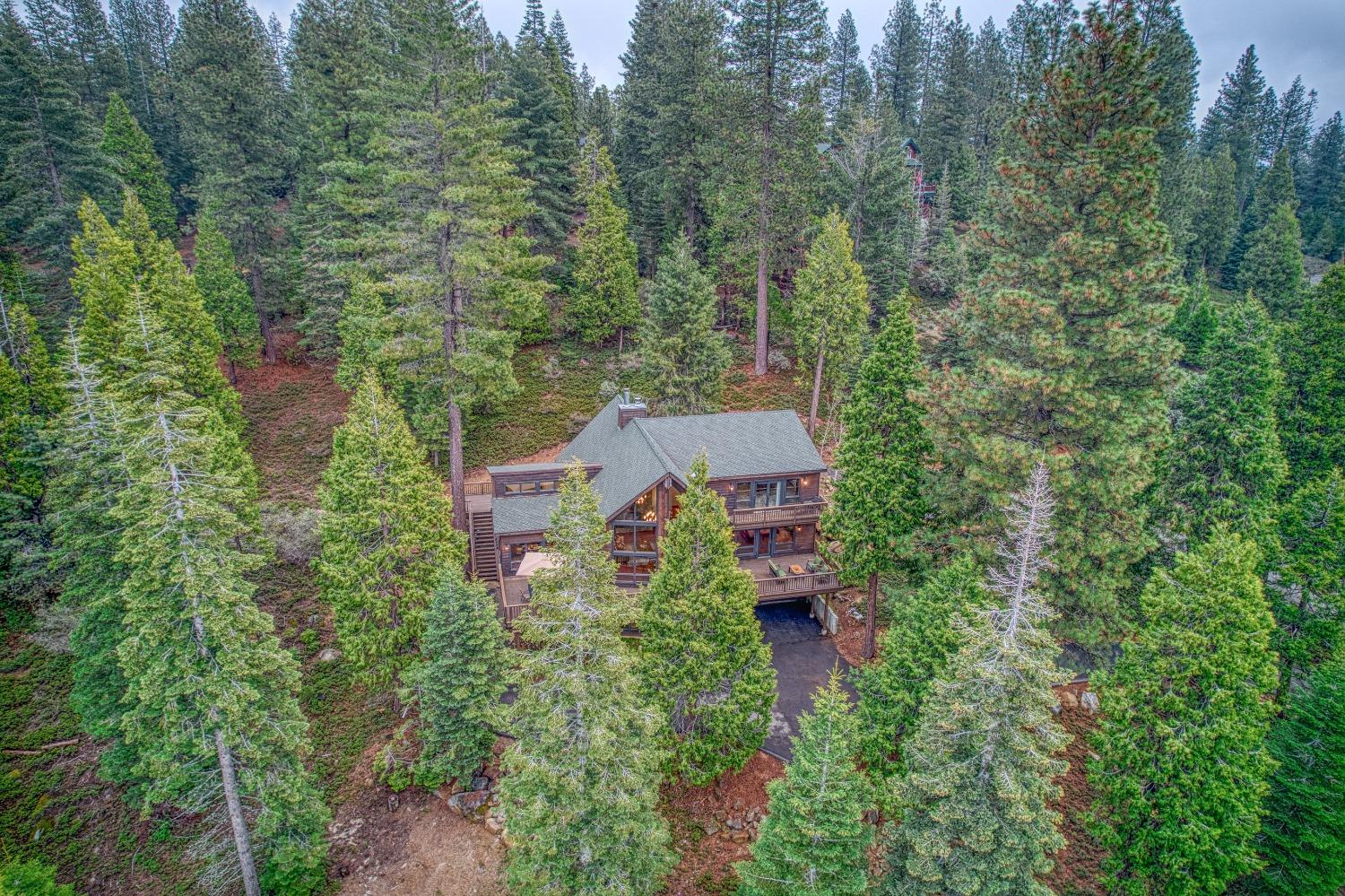 40596 Wild Iris Lane