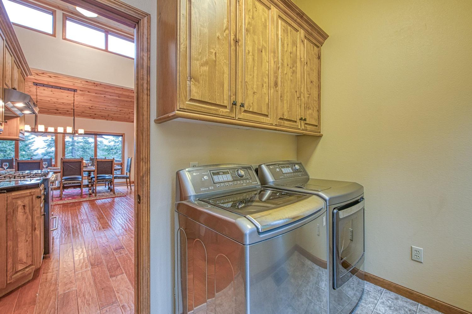40596 Wild Iris Lane