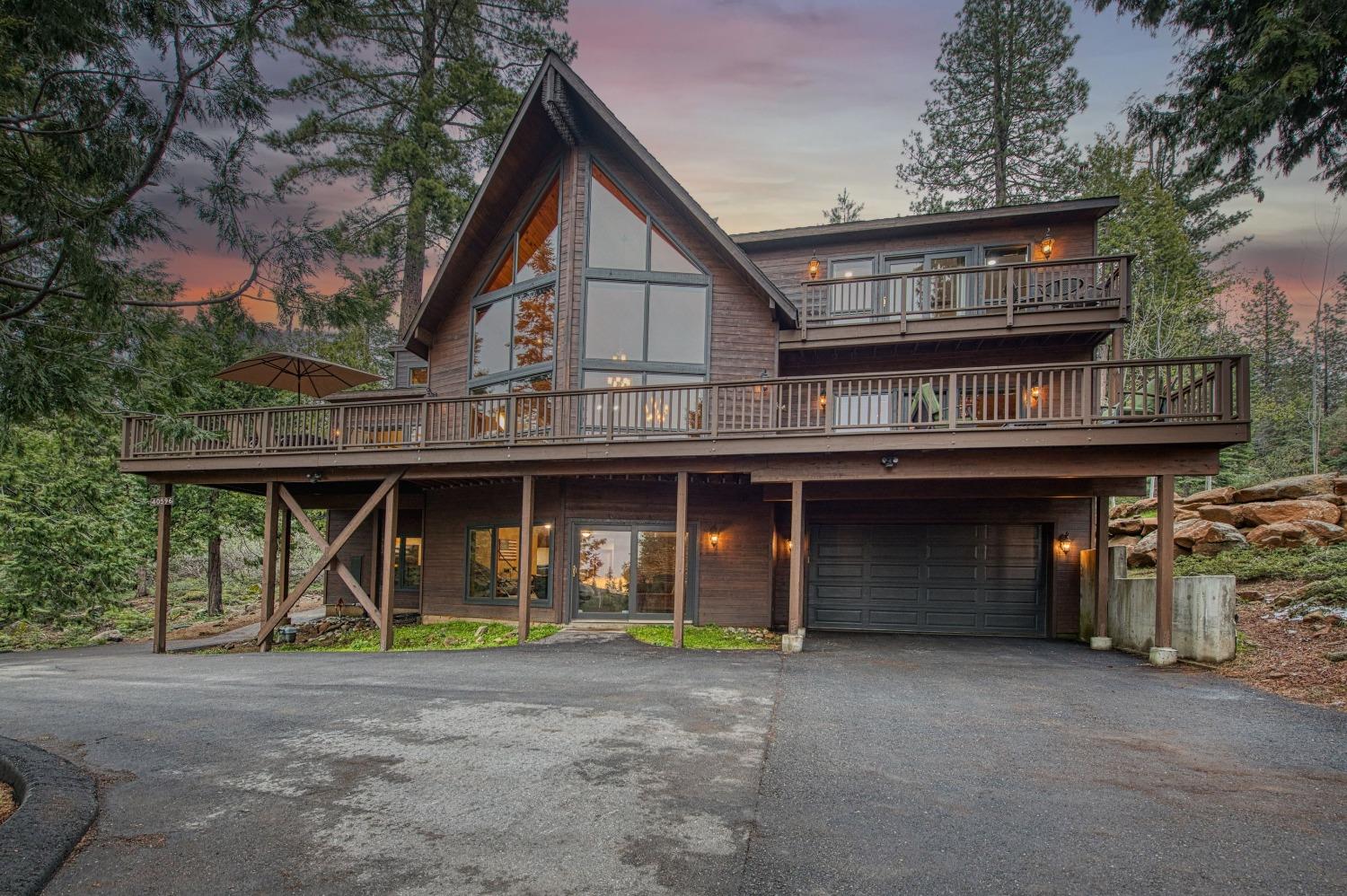 40596 Wild Iris Lane