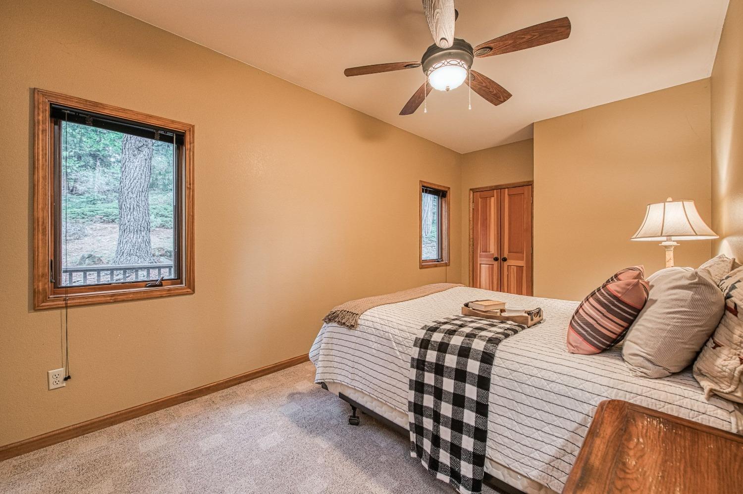 40596 Wild Iris Lane