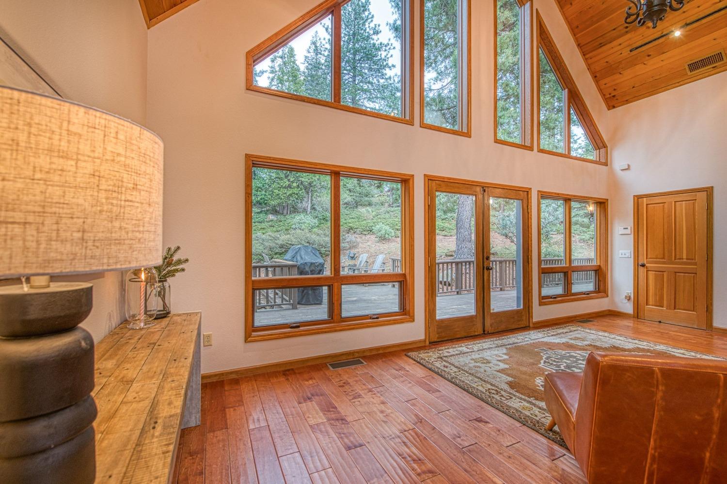 40596 Wild Iris Lane