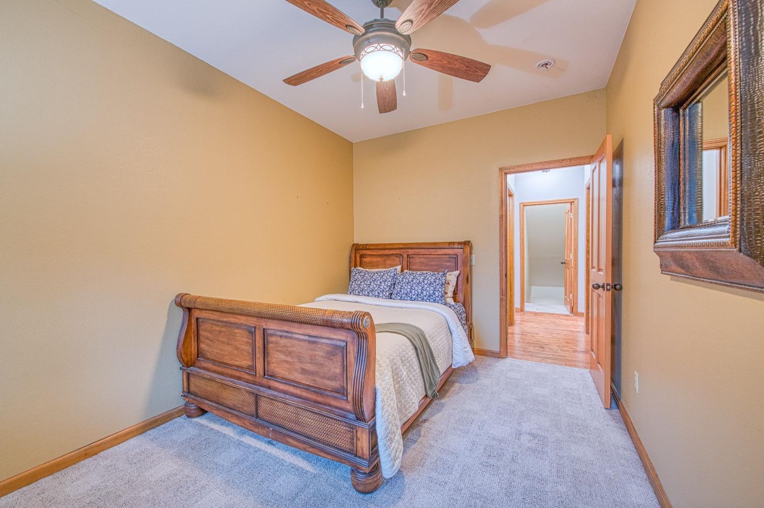 40596 Wild Iris Lane