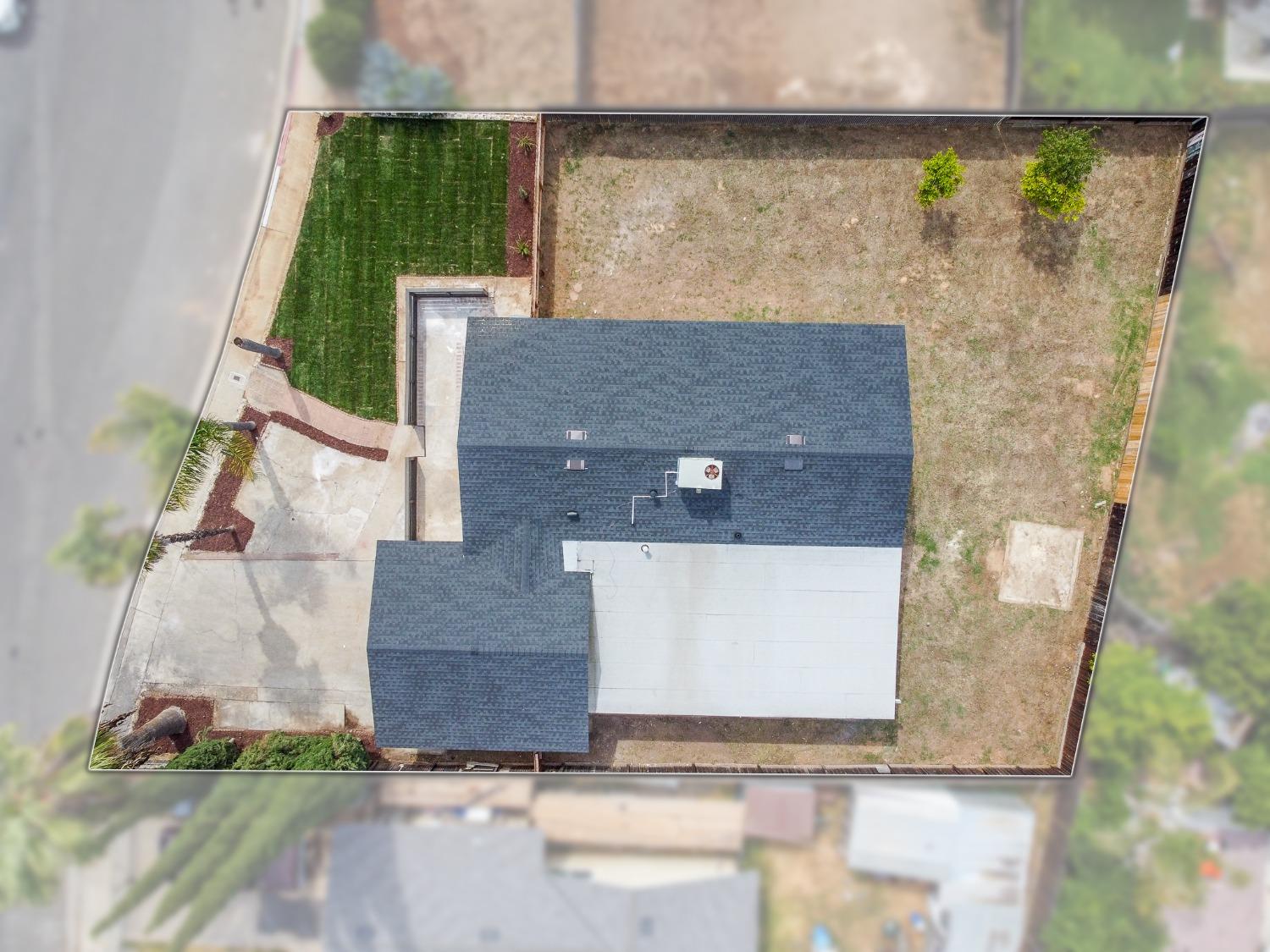 1524 E Evening Glow Avenue