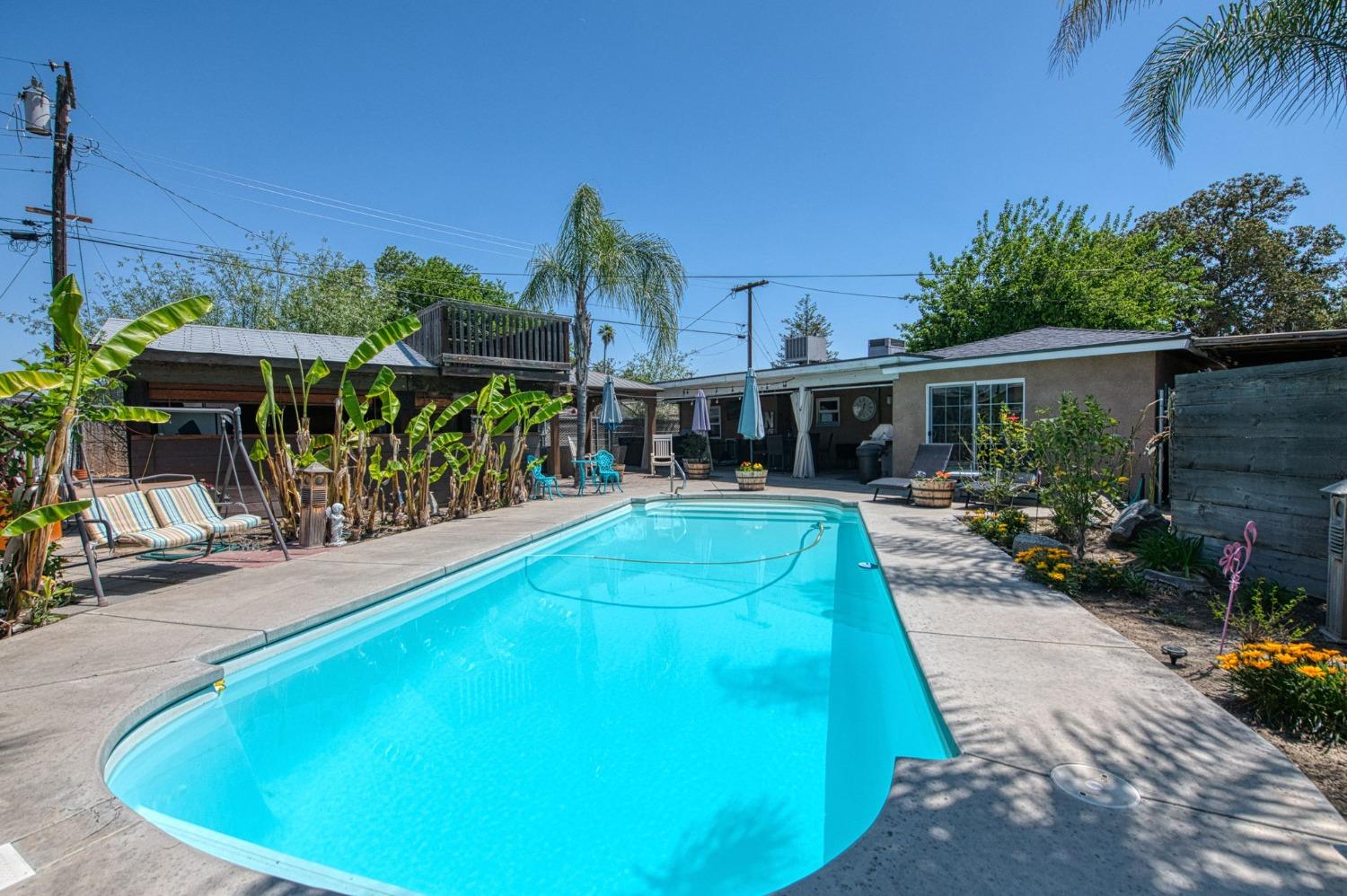 2378 W Sandy Street