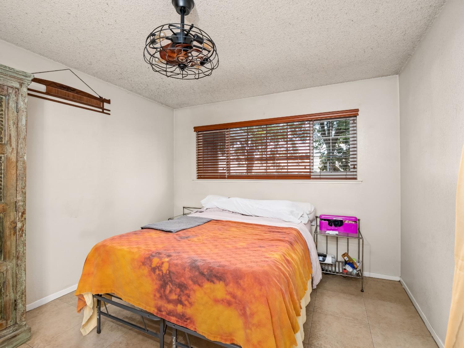 2204 Peach Avenue # 1