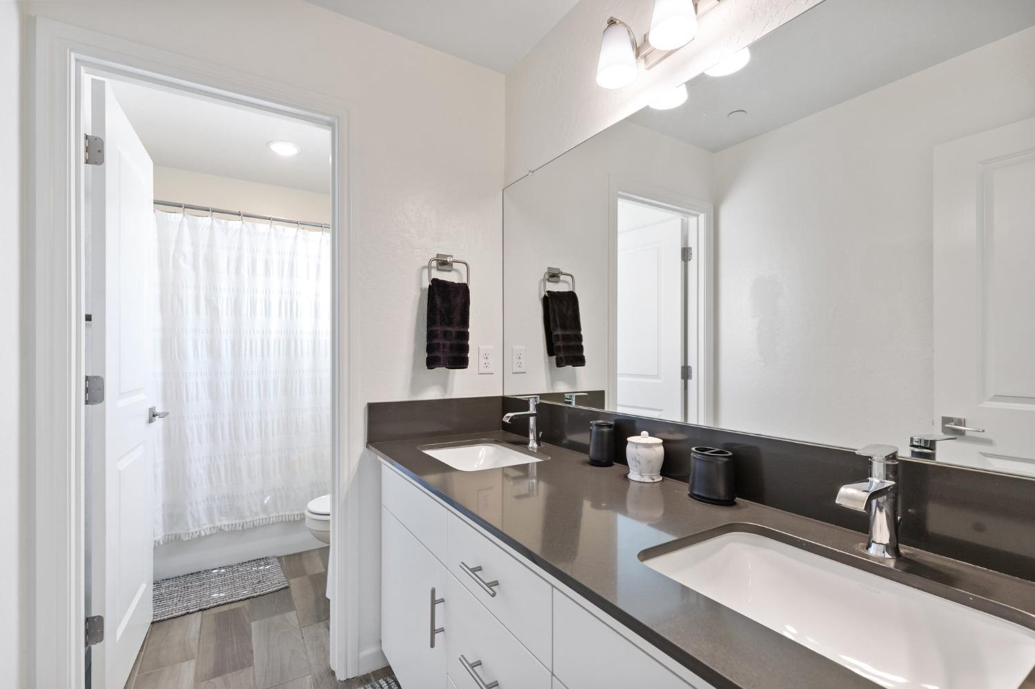 3767 Longford Way