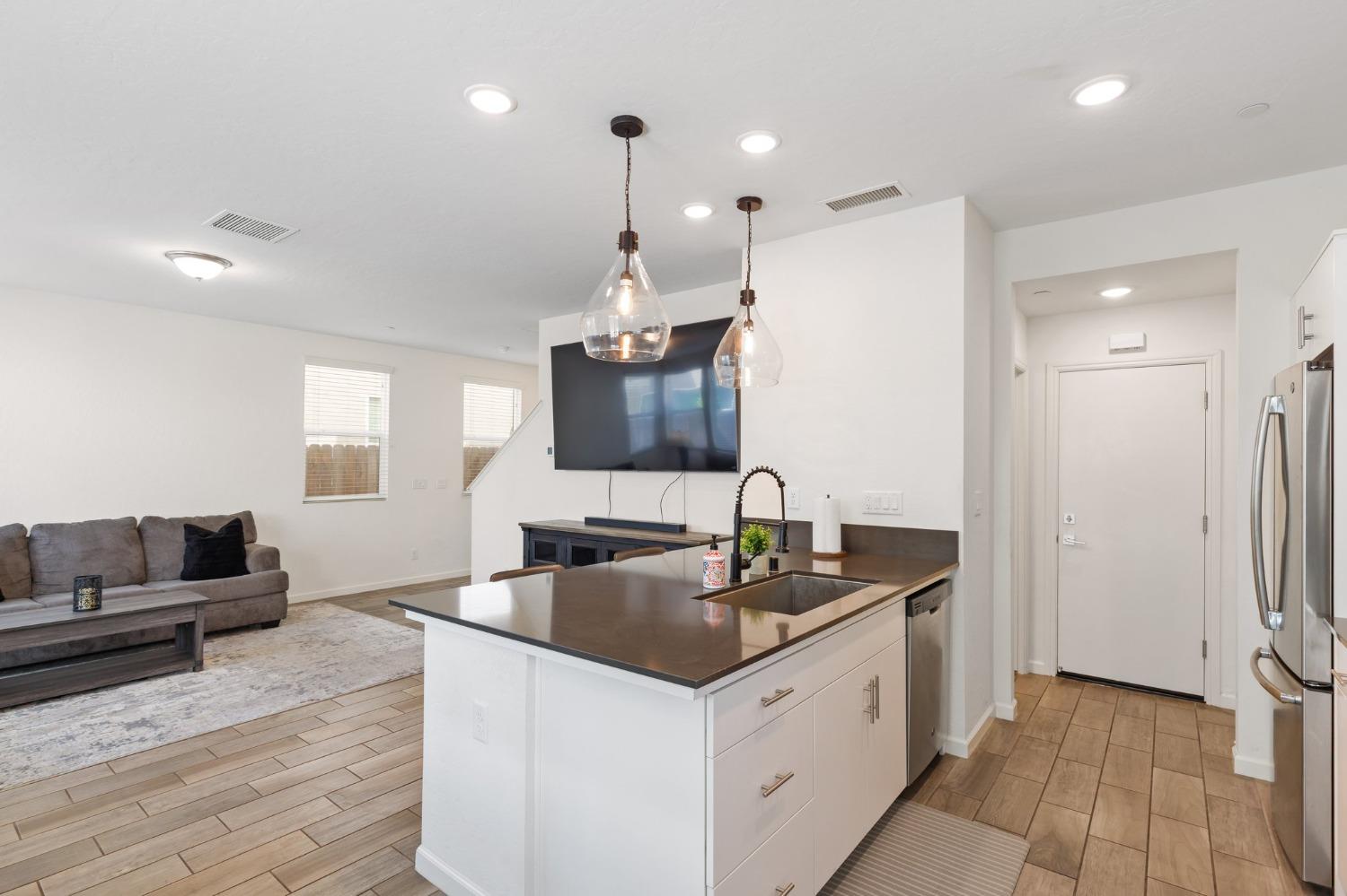 3767 Longford Way