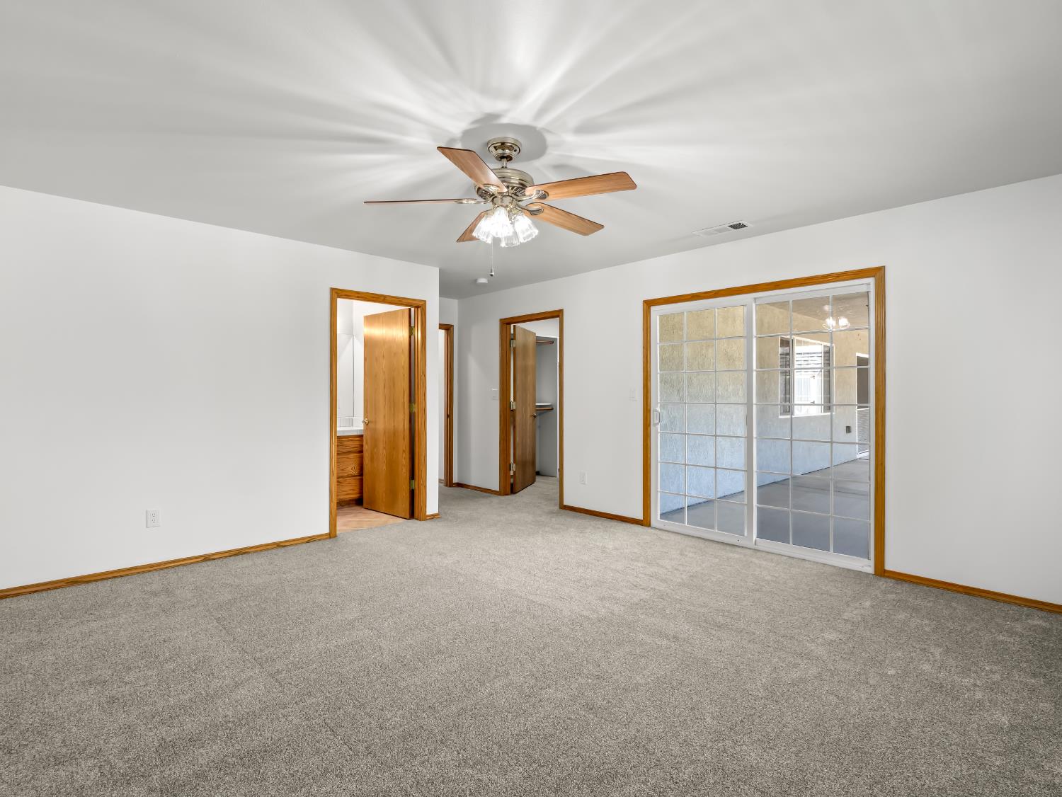 11 N Cambridge