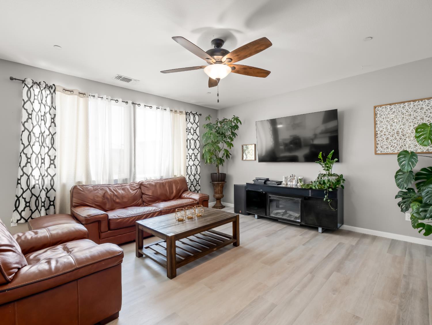 1359 Tevin Way