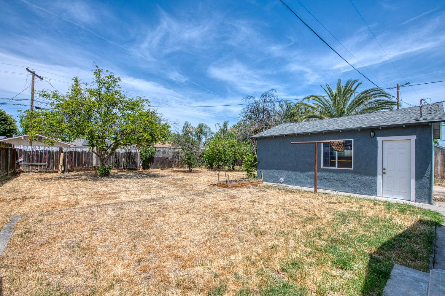4487 E Bend Avenue
