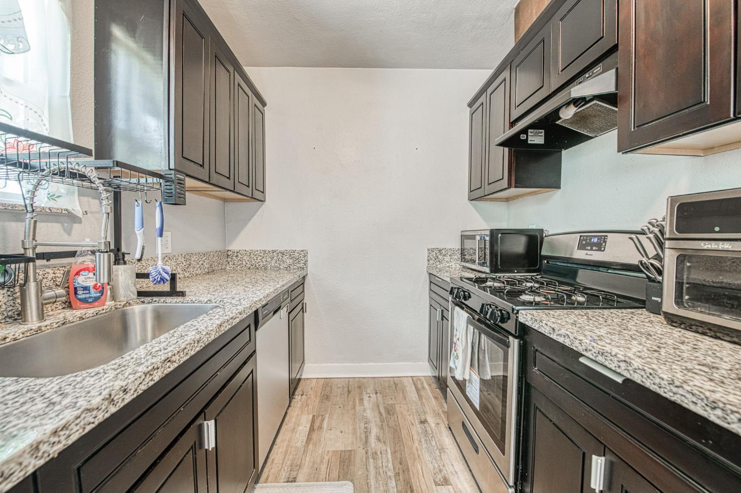 4487 E Bend Avenue