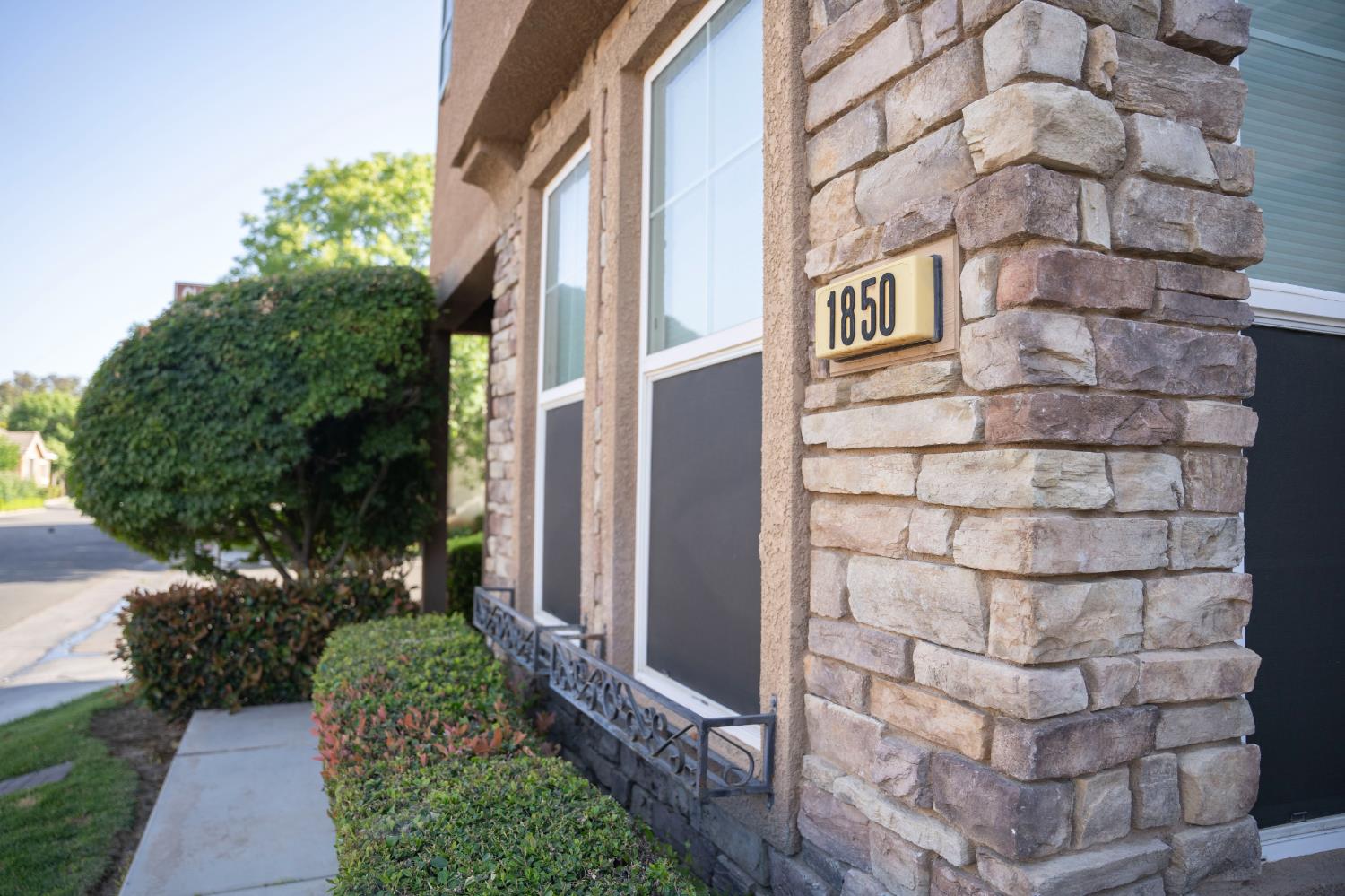 1850 N Dupree Lane
