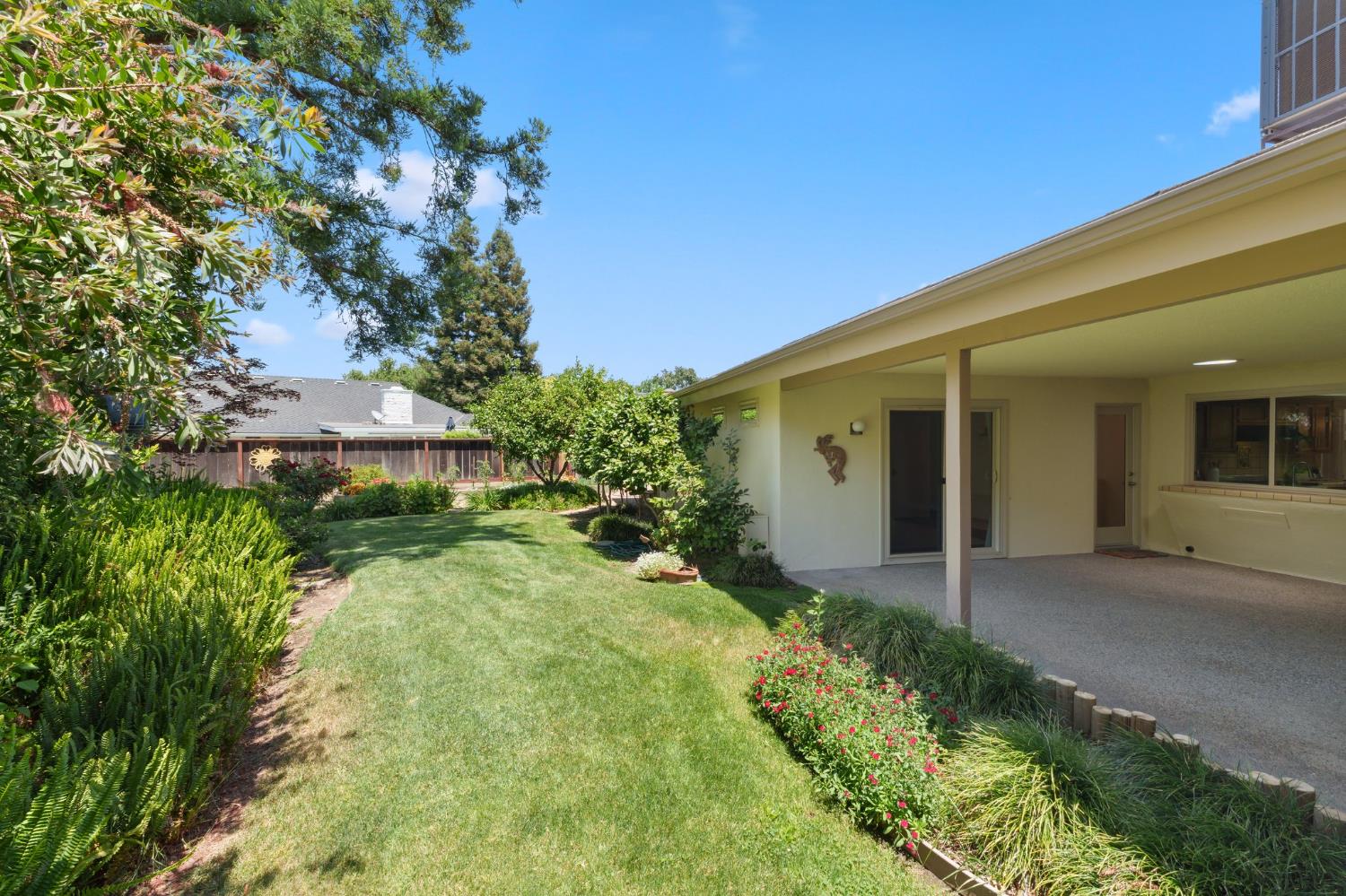 3244 W Fremont Avenue