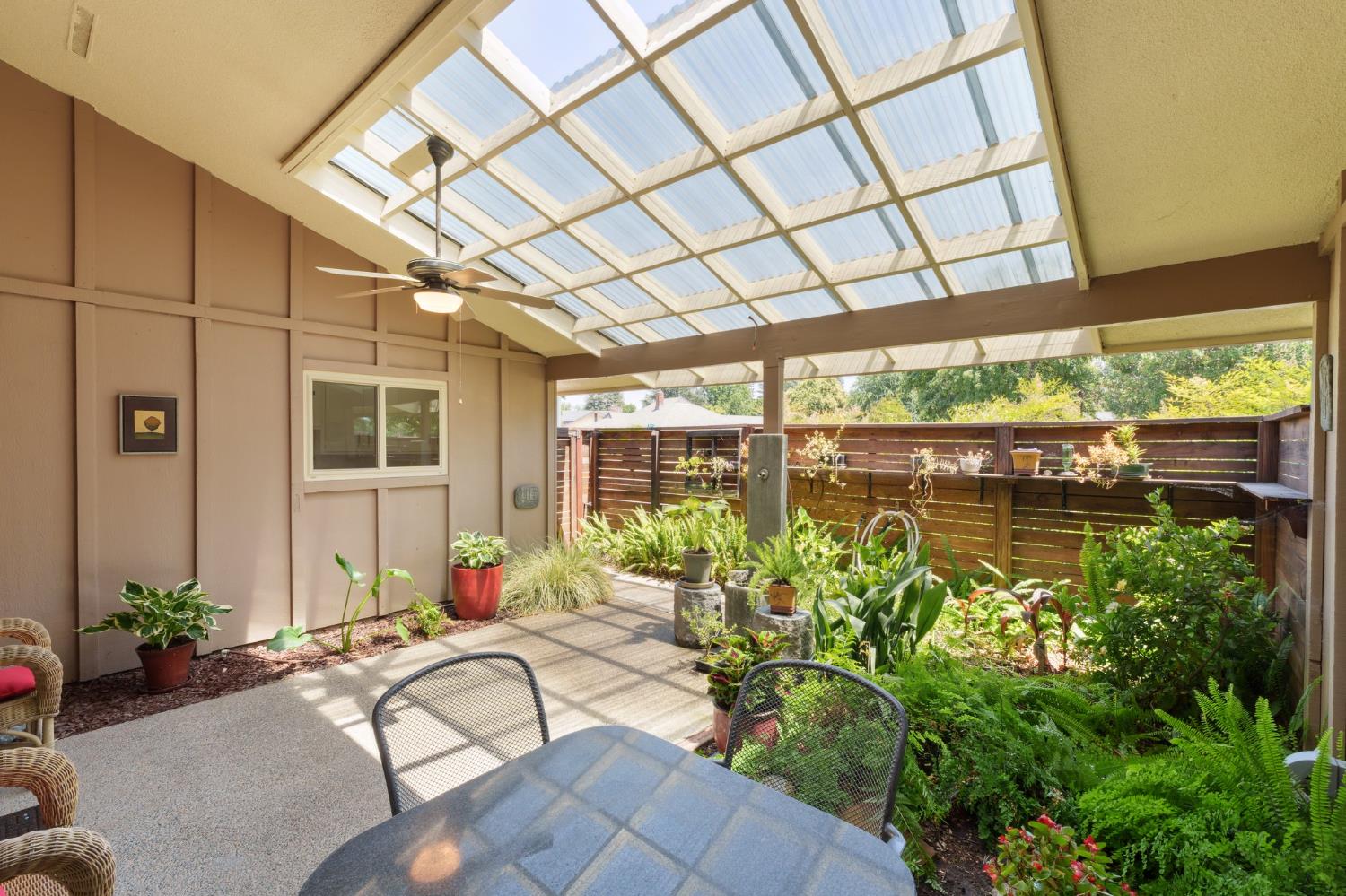 3244 W Fremont Avenue