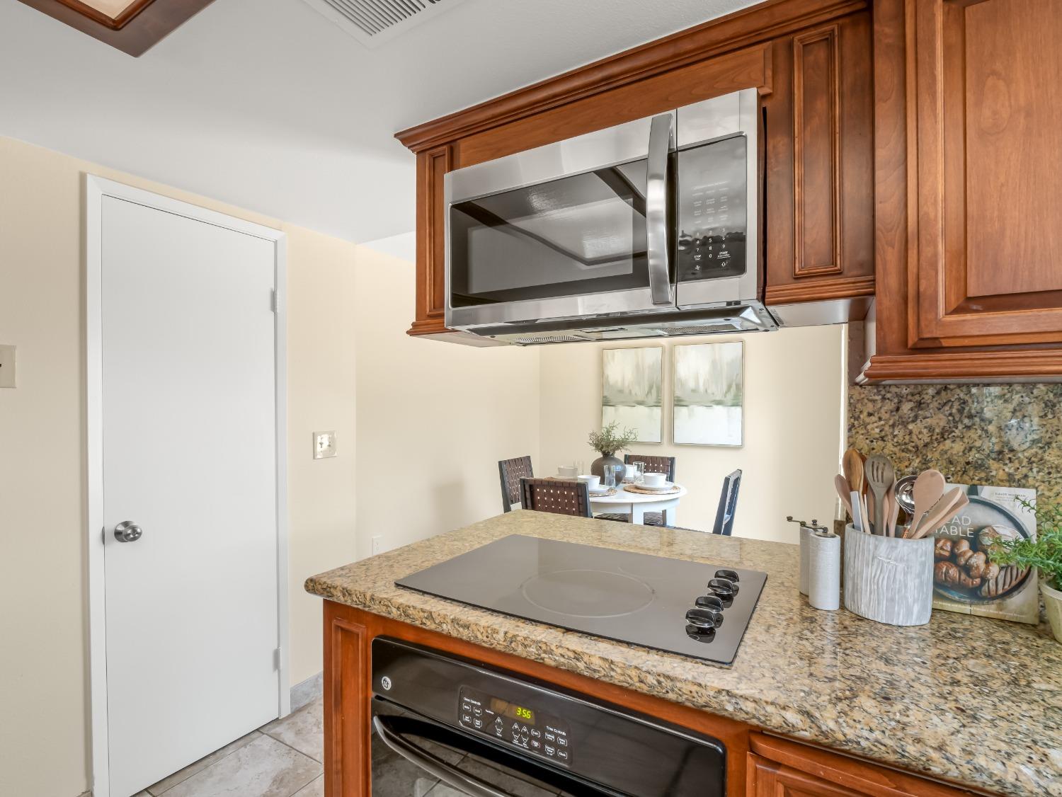 1523 E Pryor Drive