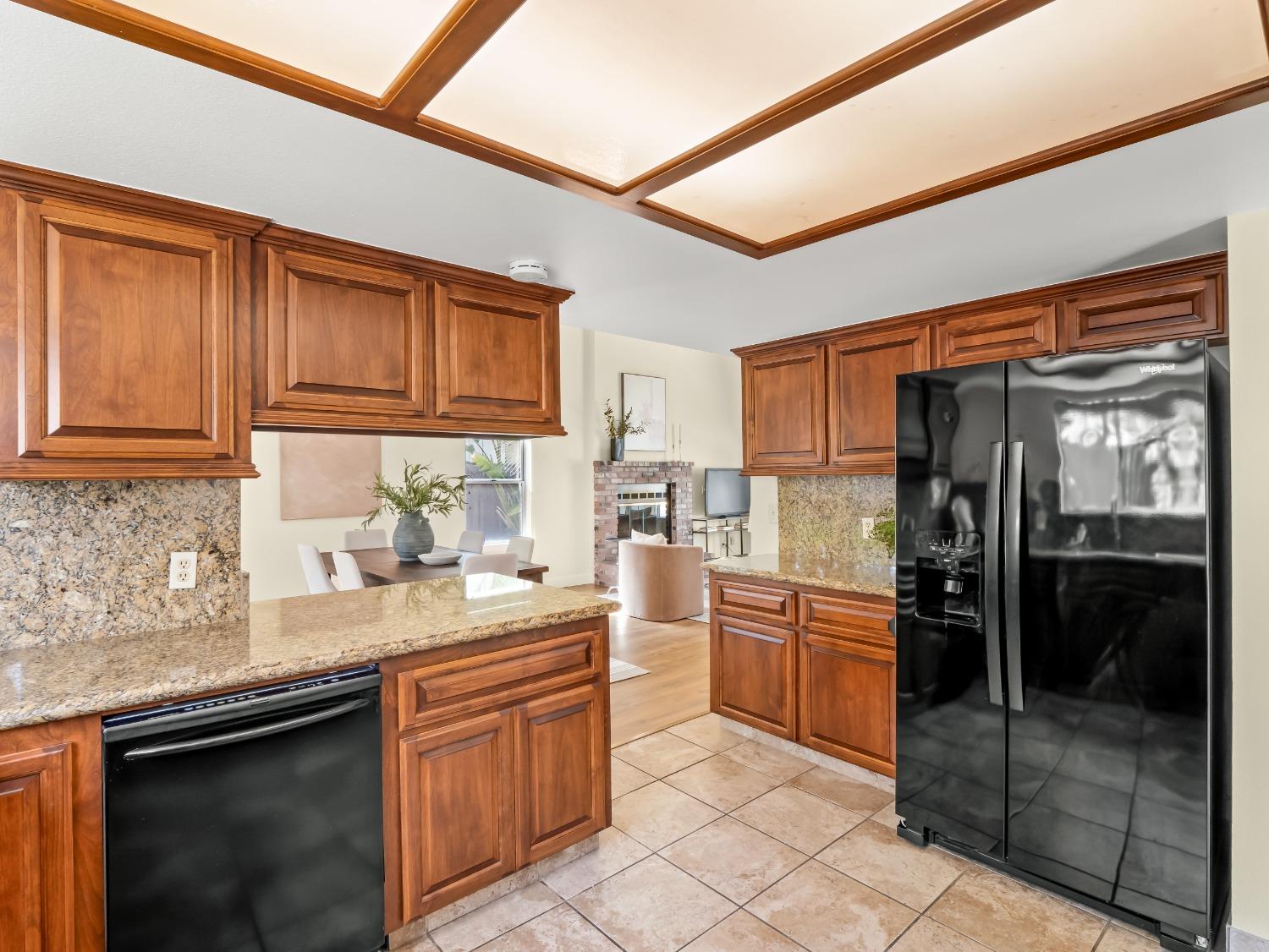 1523 E Pryor Drive