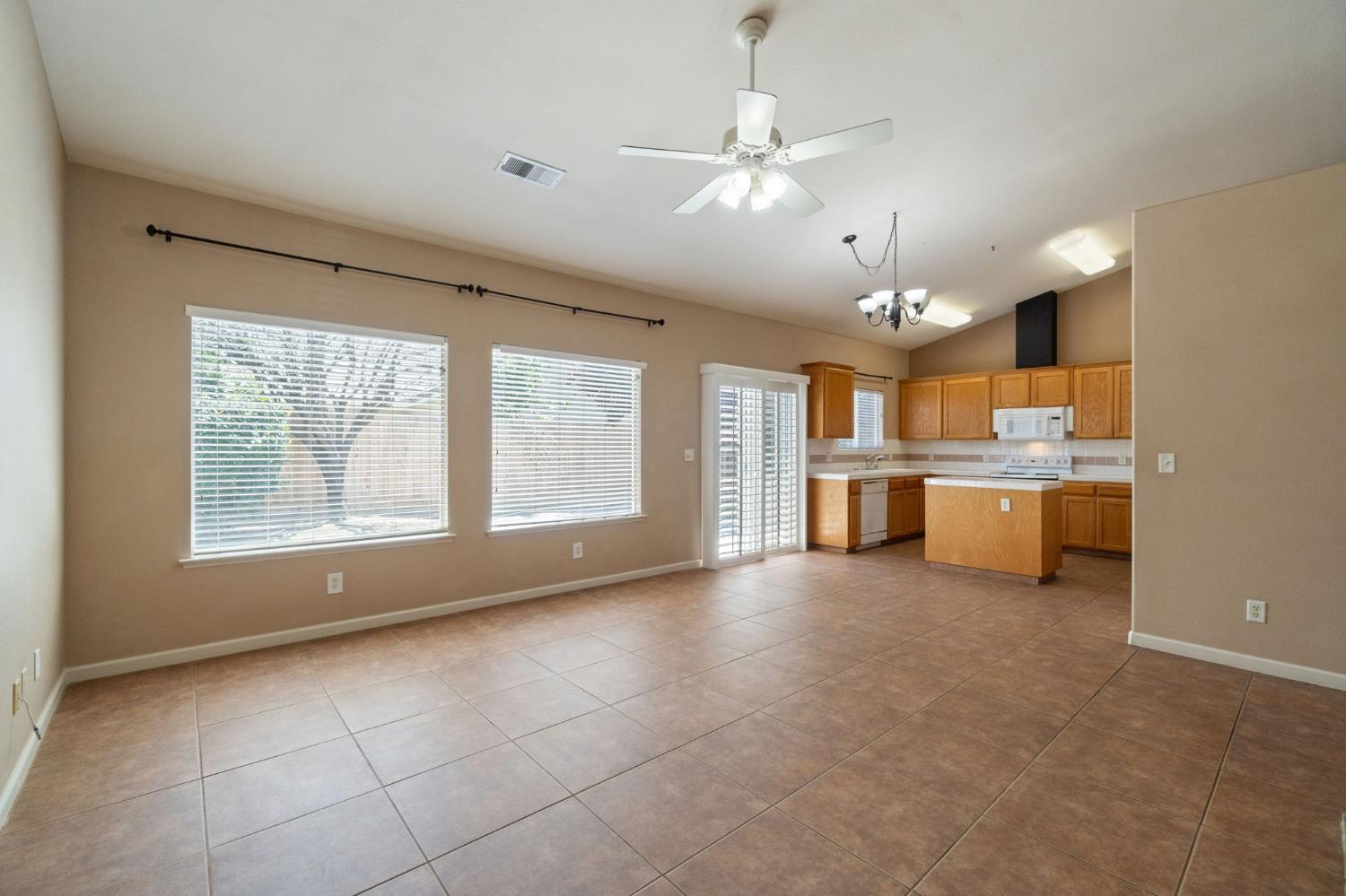 2841 E Brandon Lane