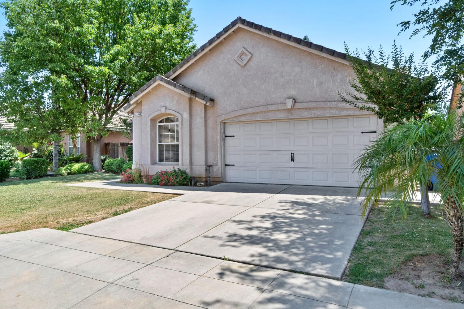 2841 E Brandon Lane
