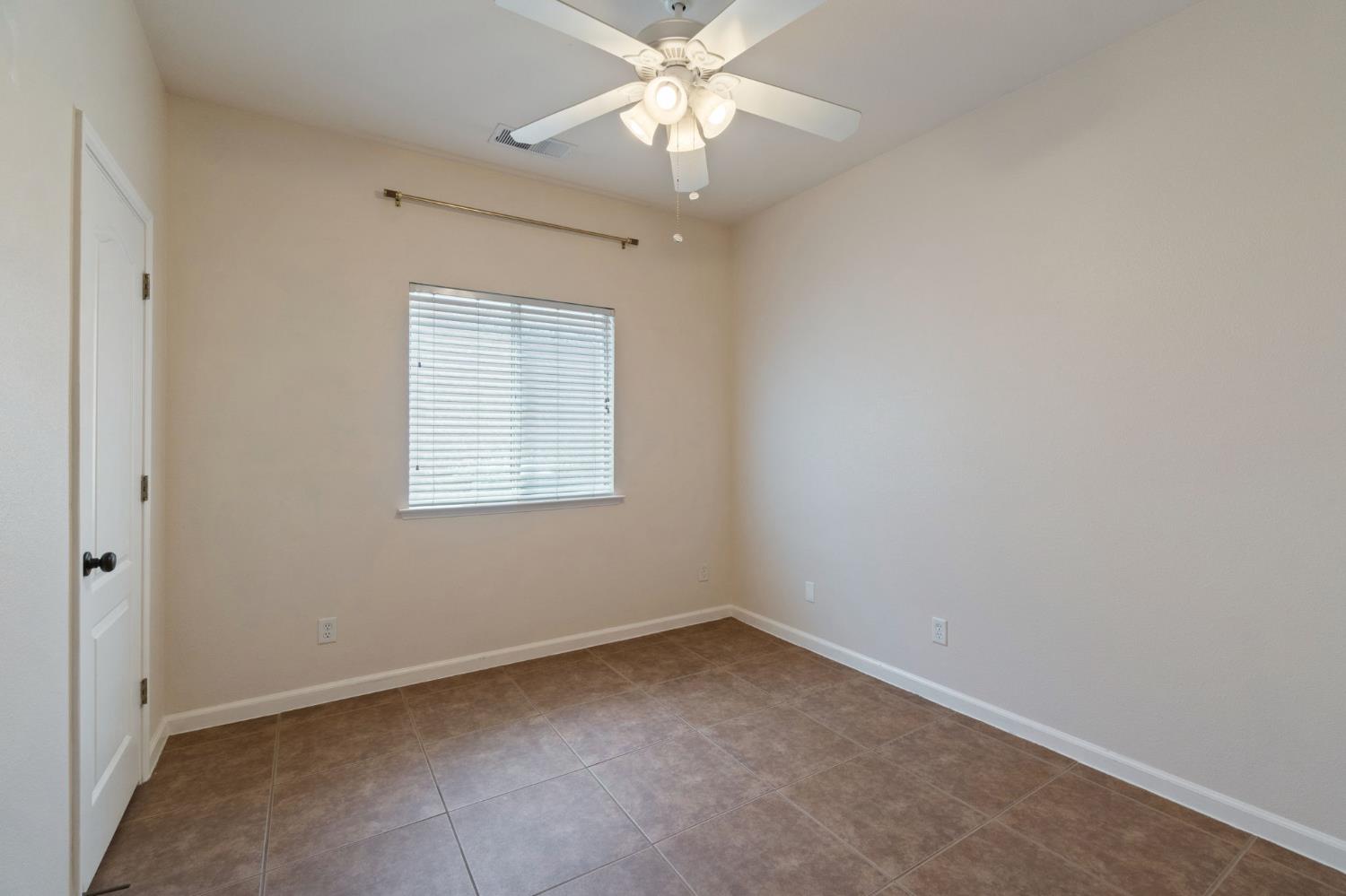 2841 E Brandon Lane