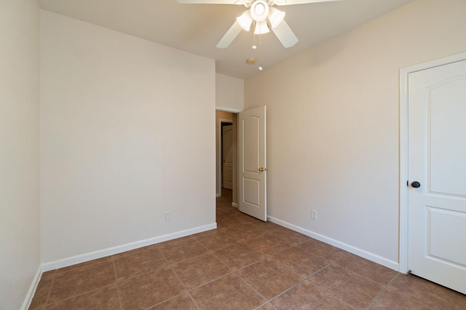 2841 E Brandon Lane