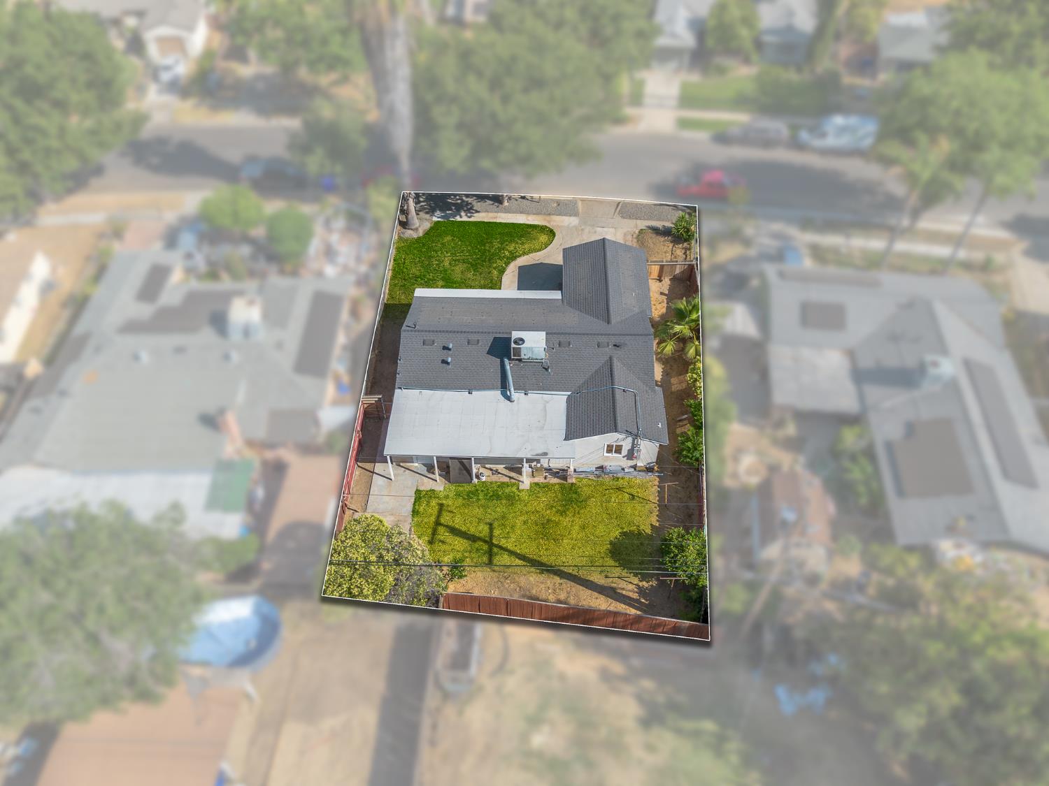 2543 E Ashcroft Avenue