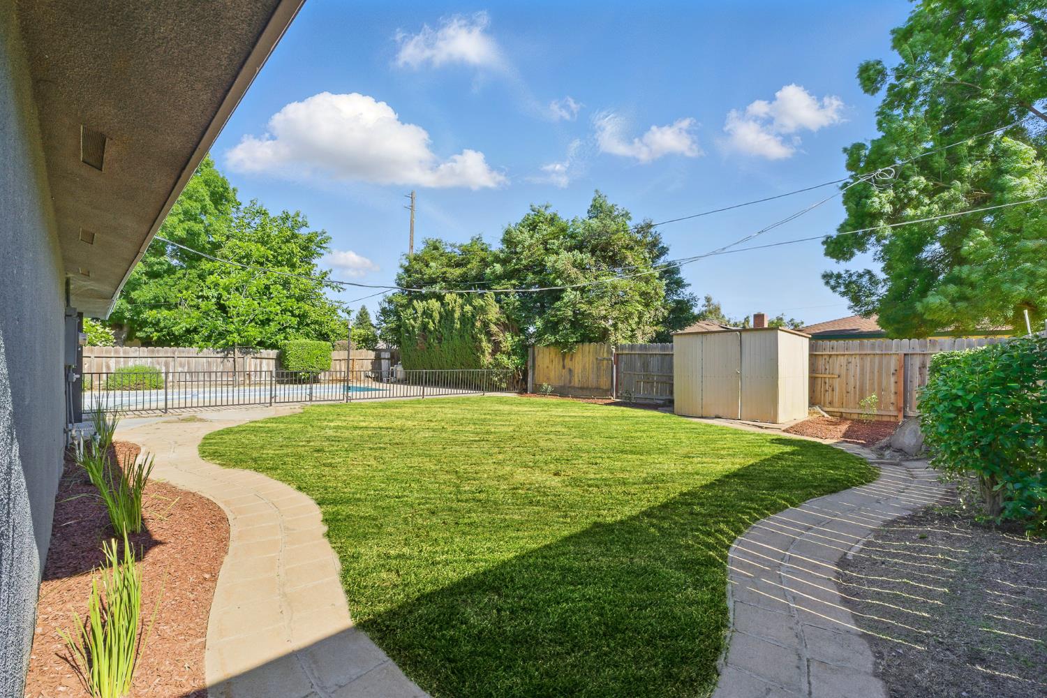 2712 Westgate Drive