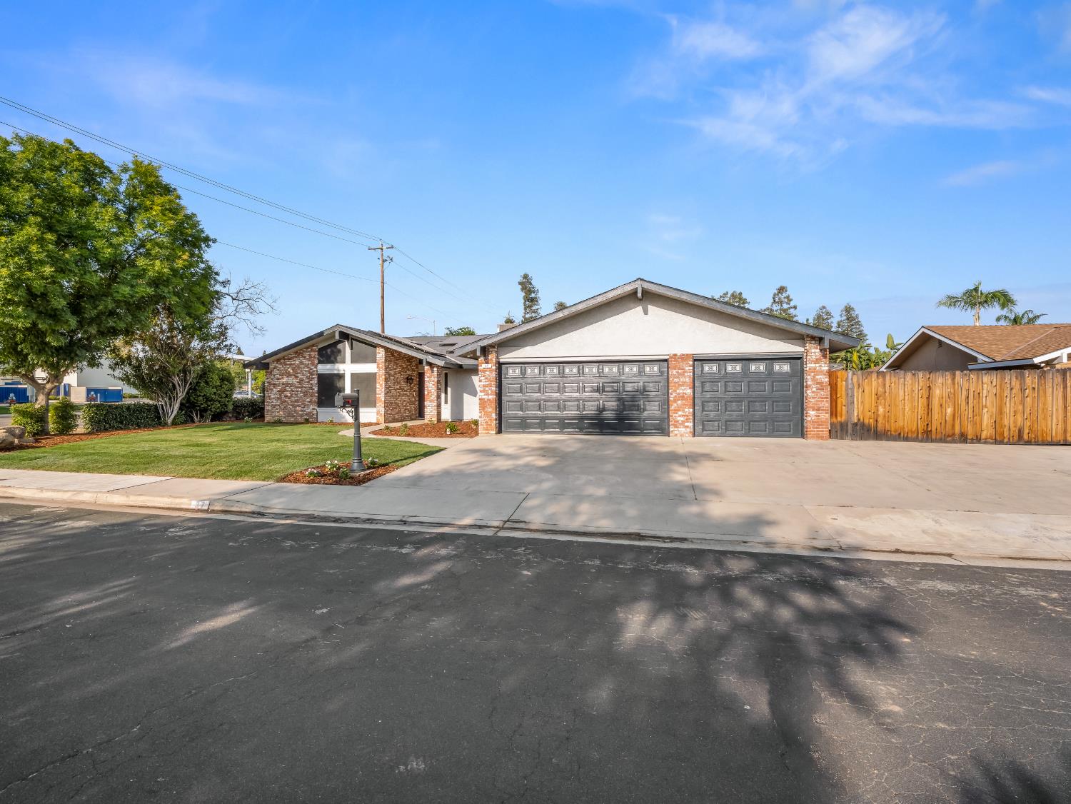 37 Douglas Avenue